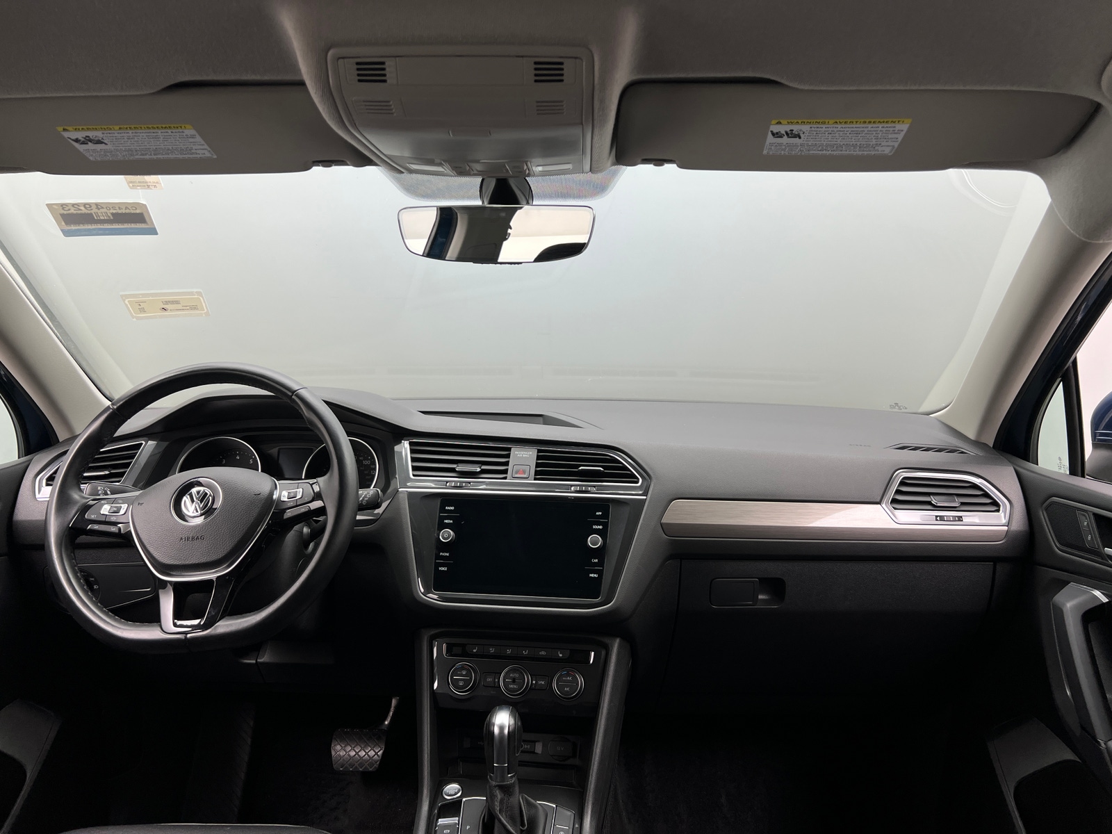 Thumbnail: 2019 Volkswagen Tiguan - 2