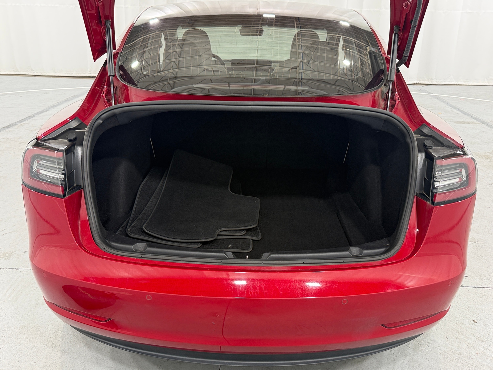 Thumbnail: 2018 Tesla Model 3 - 6