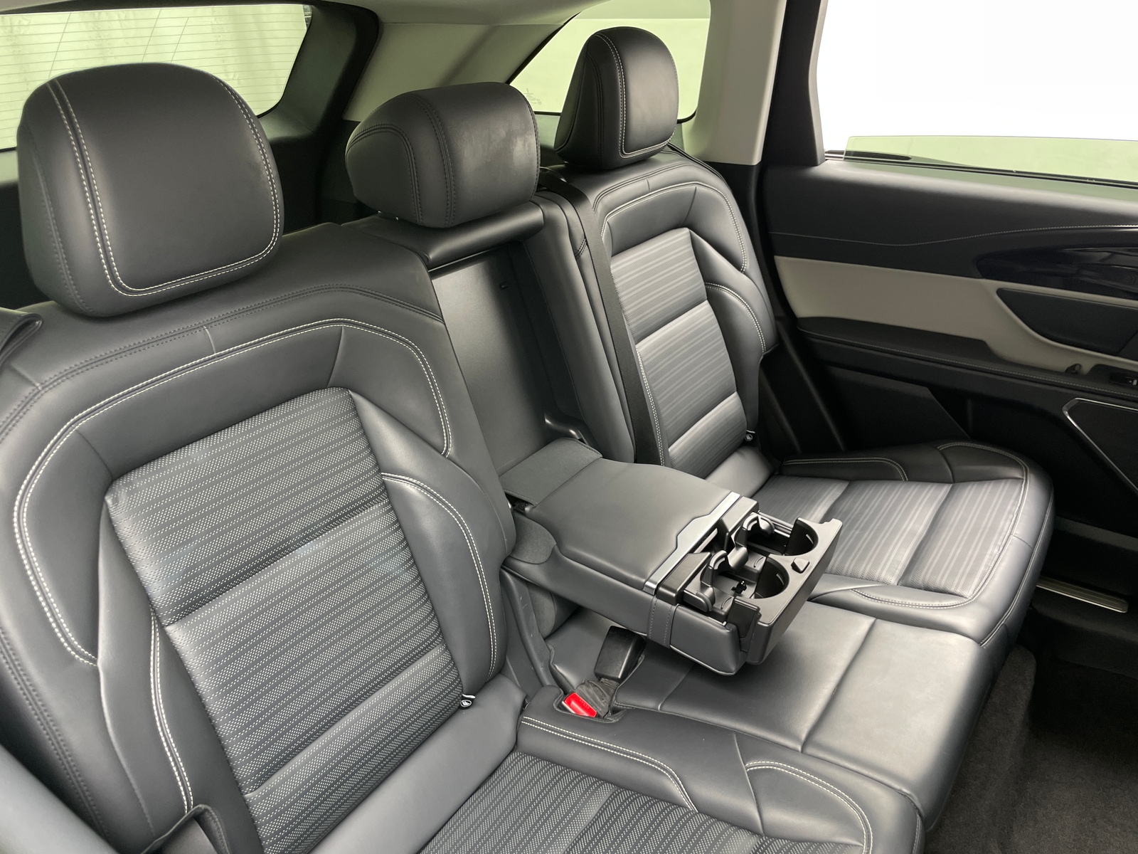 Thumbnail: 2024 Lincoln Nautilus - 5