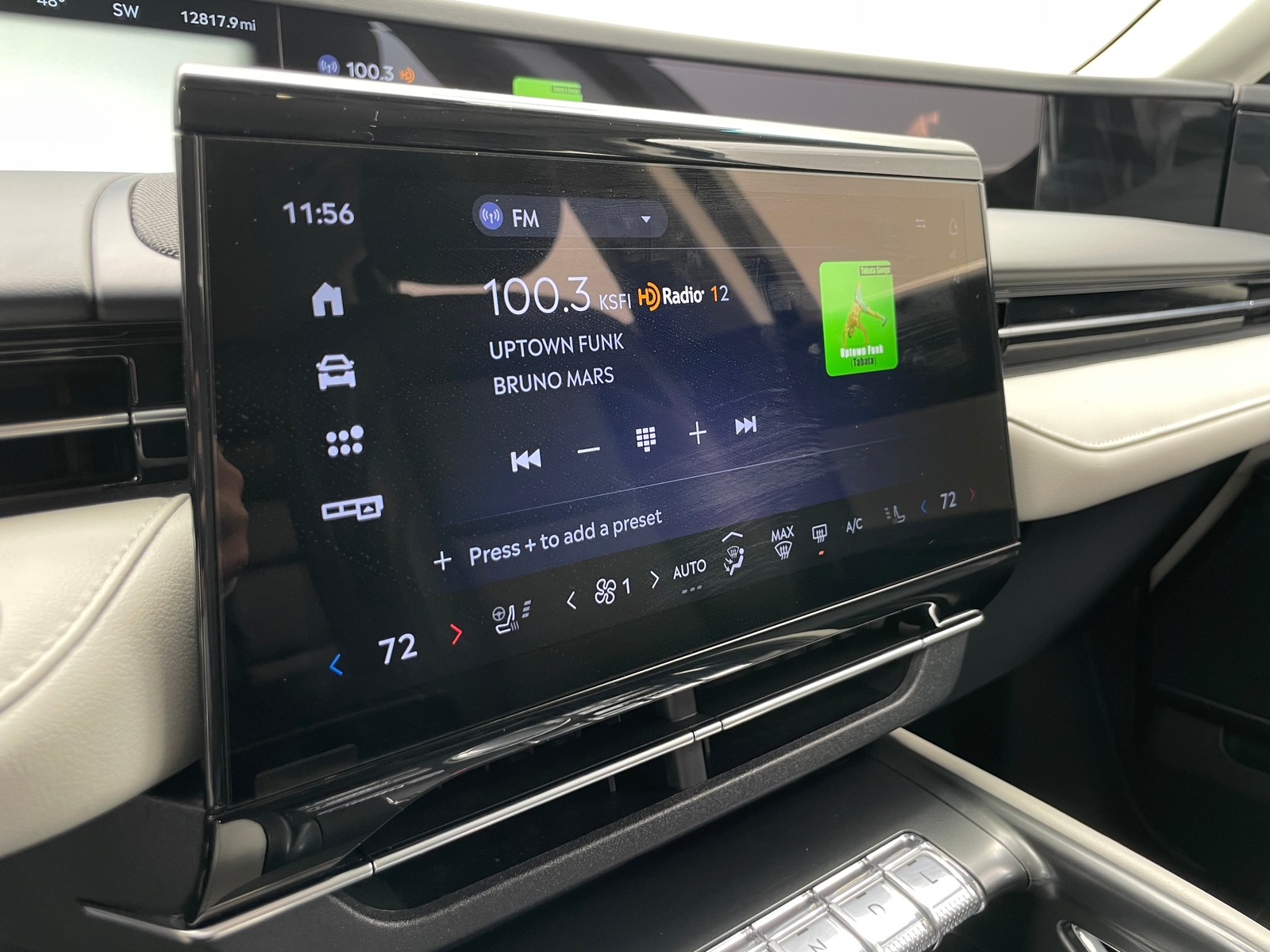 Thumbnail: 2024 Lincoln Nautilus - 3