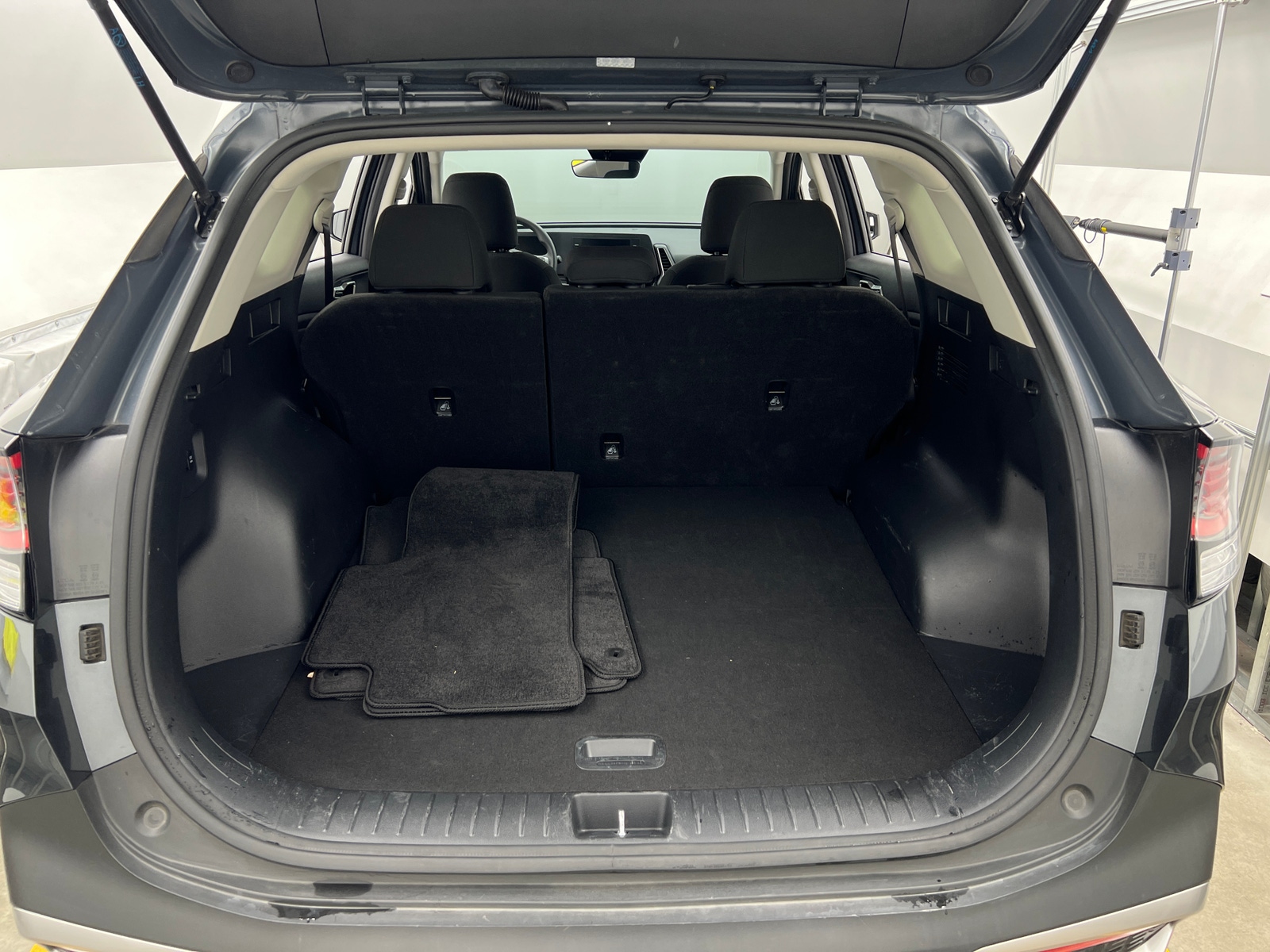 Thumbnail: 2025 Kia Sportage - 7