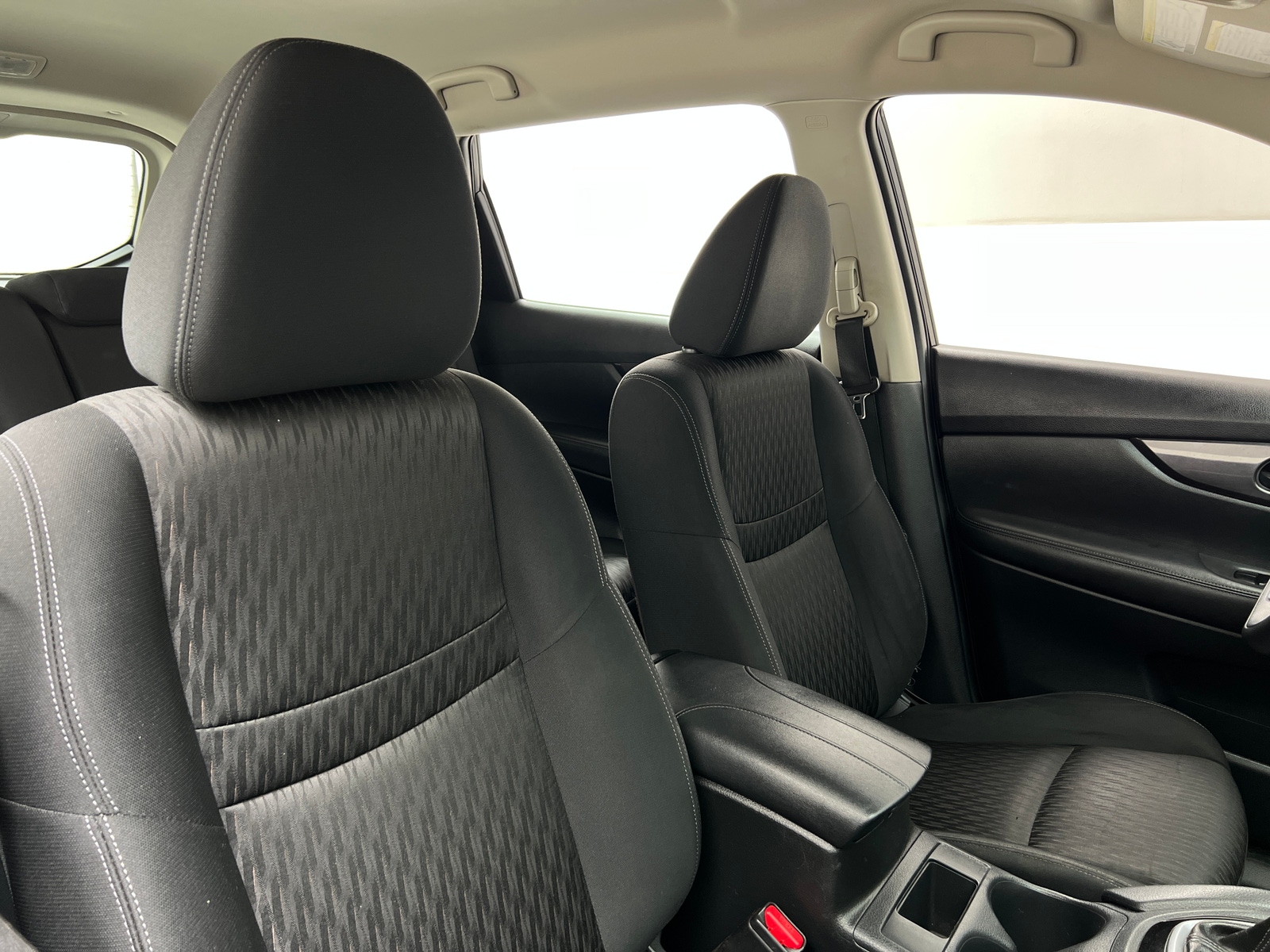 Thumbnail: 2019 Nissan Rogue - 2