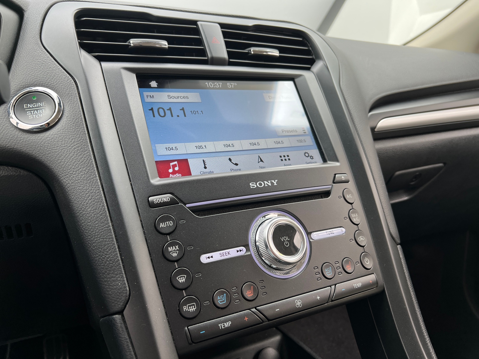 Thumbnail: 2017 Ford Fusion - 3