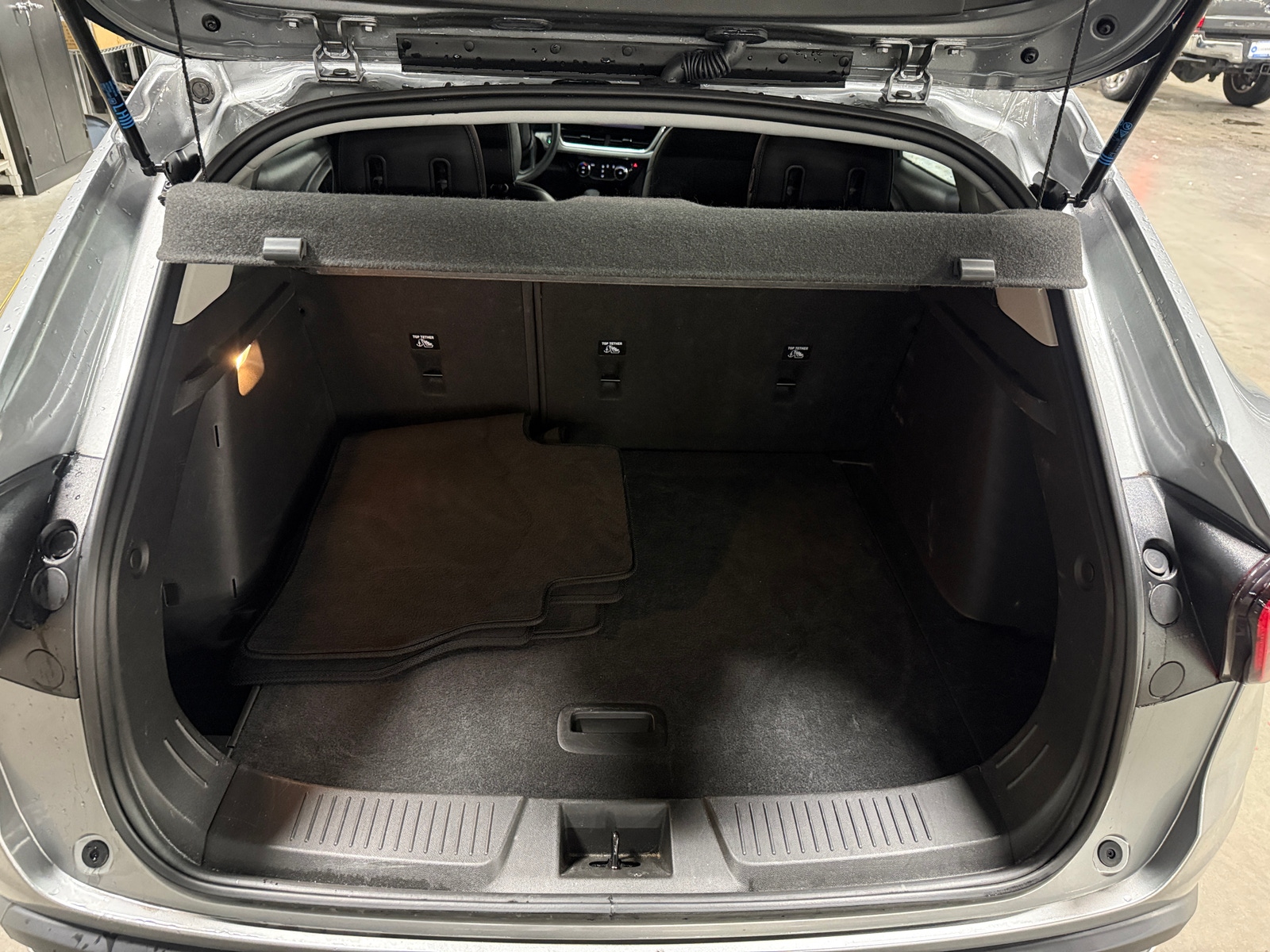 Thumbnail: 2025 Chevrolet Trax - 7