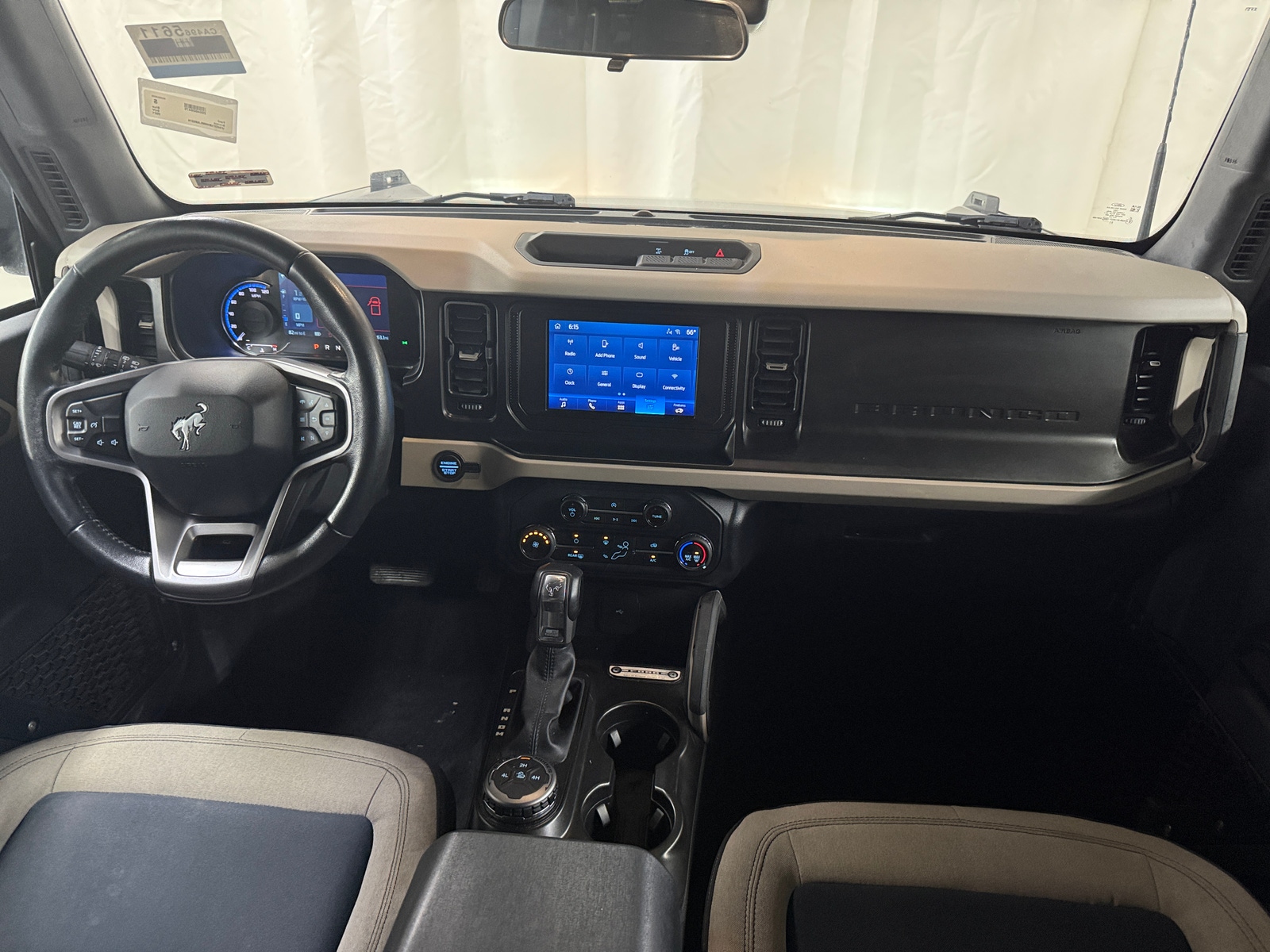 Thumbnail: 2021 Ford Bronco - 3