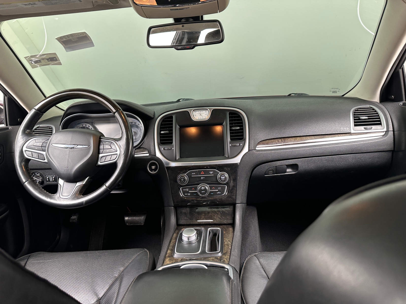 Thumbnail: 2019 Chrysler 300 - 2