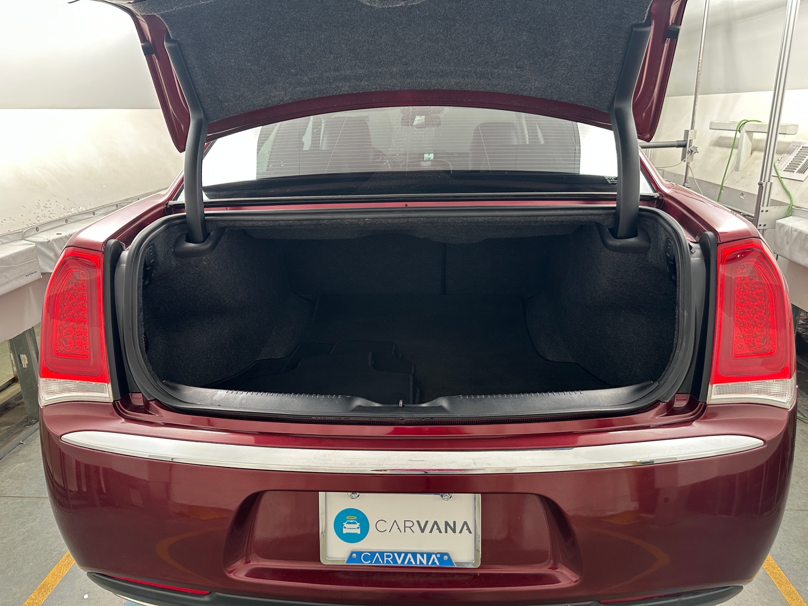 Thumbnail: 2019 Chrysler 300 - 6