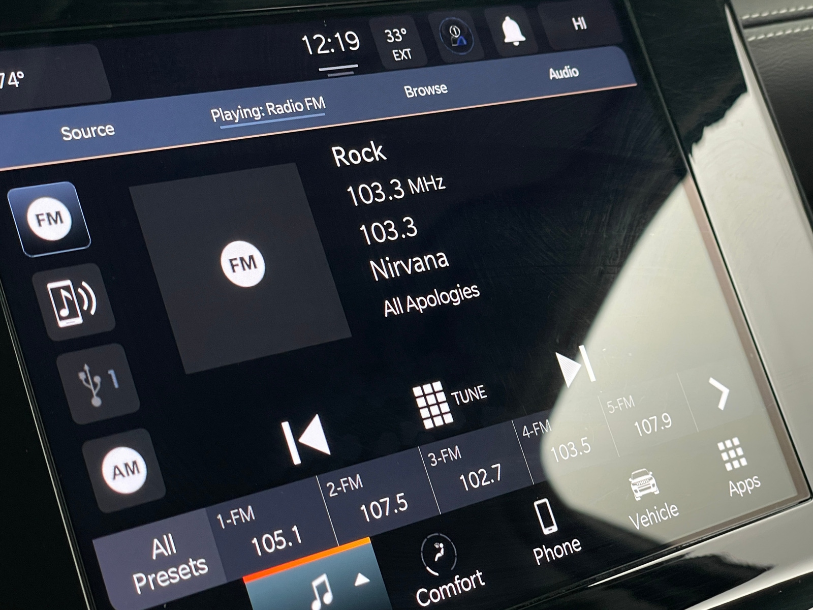 Thumbnail: 2023 Jeep Grand Cherokee L - 4