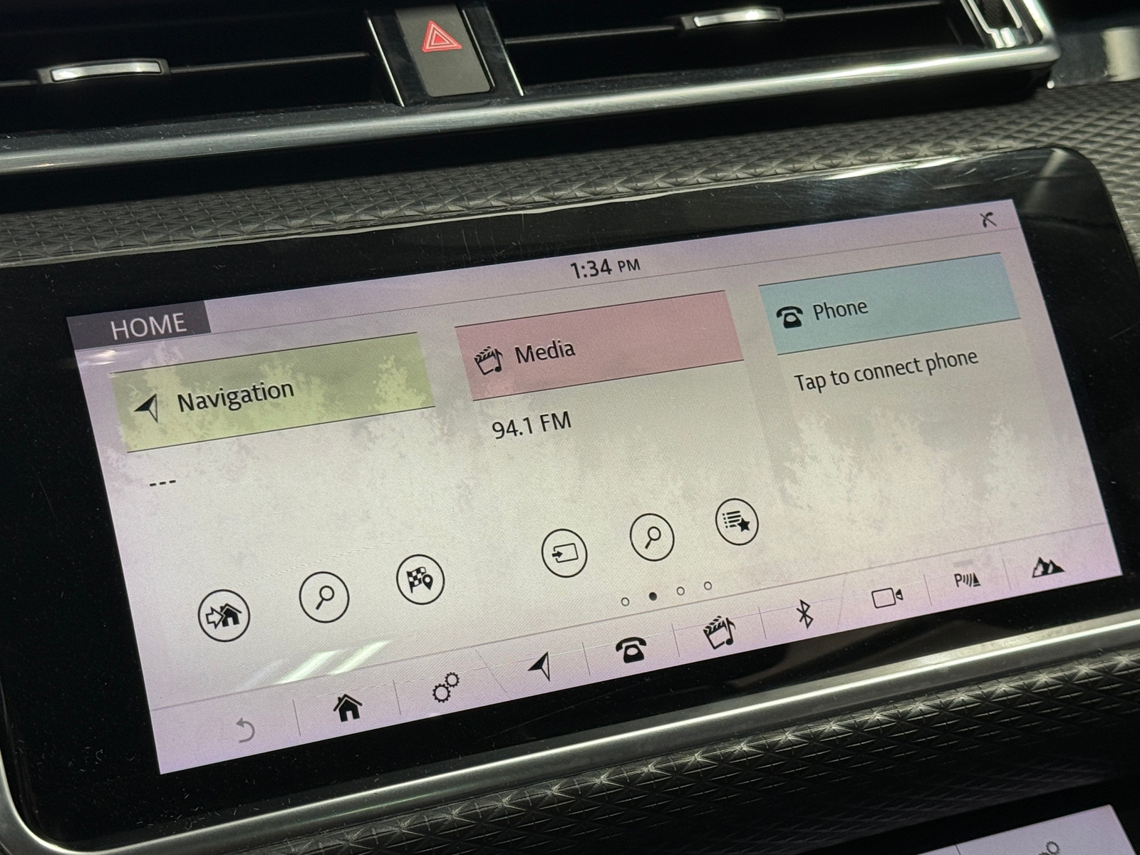 Thumbnail: 2018 Land Rover Range Rover Velar - 3