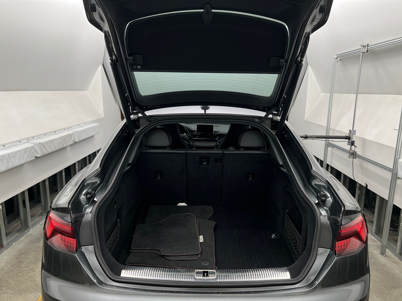 Thumbnail: 2019 Audi RS 5 - 6