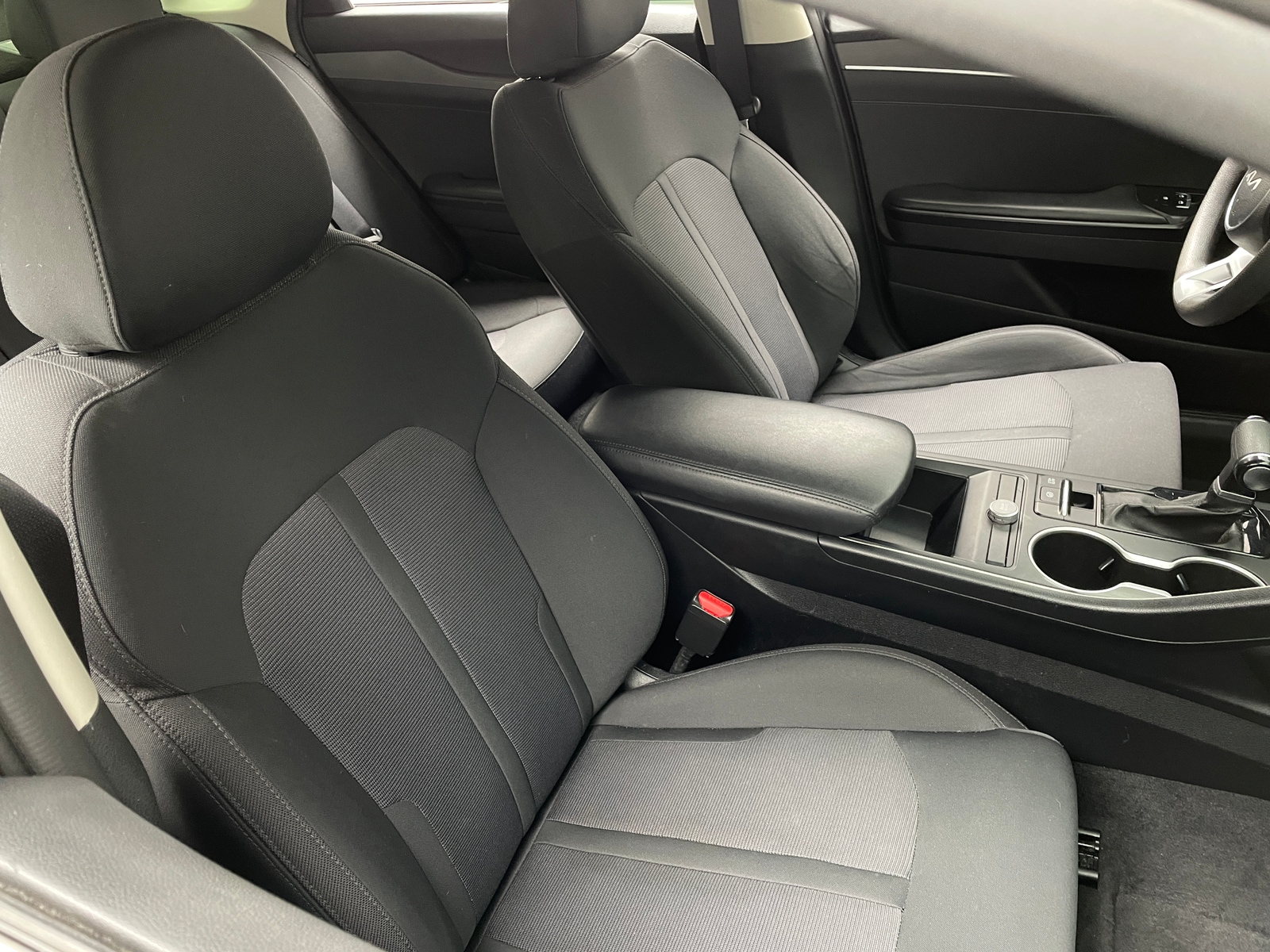 Thumbnail: 2022 Kia K5 - 2