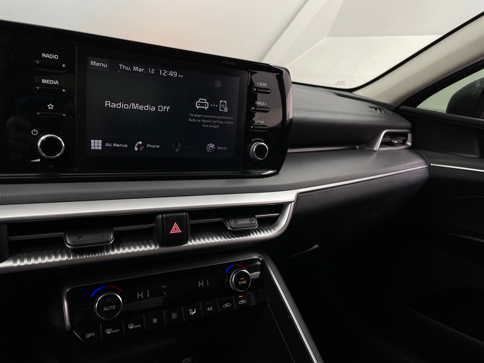 Thumbnail: 2022 Kia K5 - 4