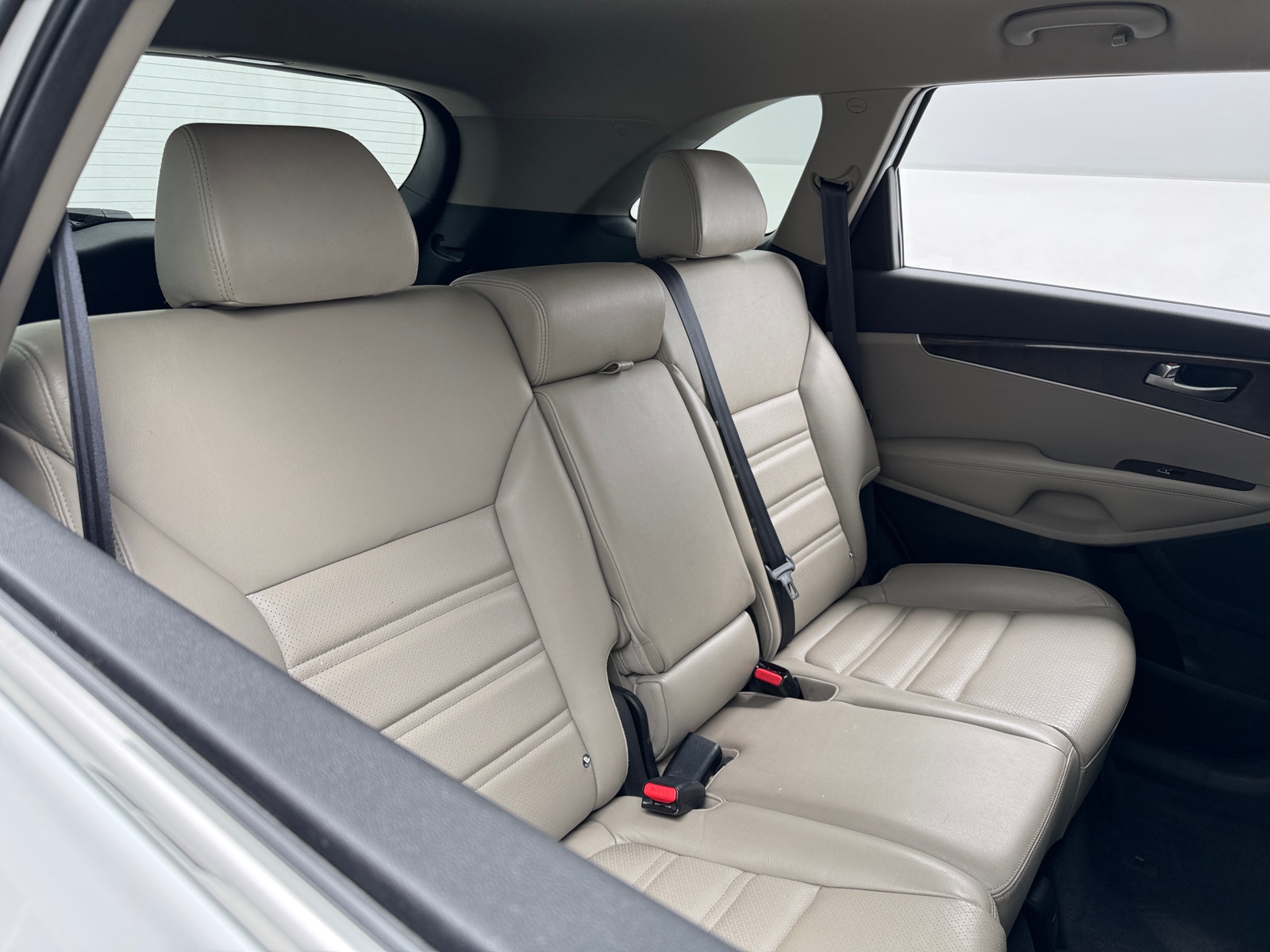 Thumbnail: 2016 Kia Sorento - 5