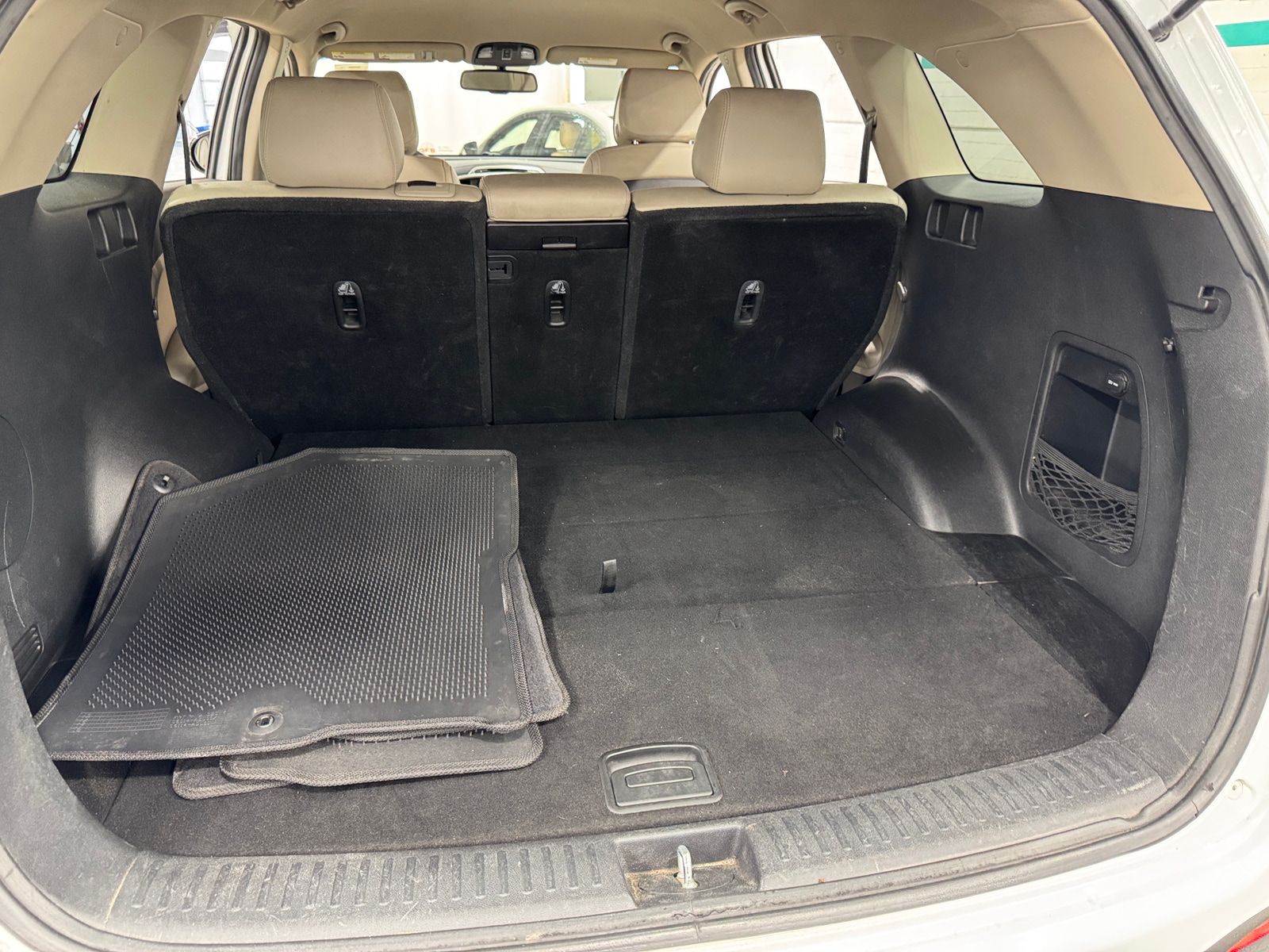 Thumbnail: 2016 Kia Sorento - 6