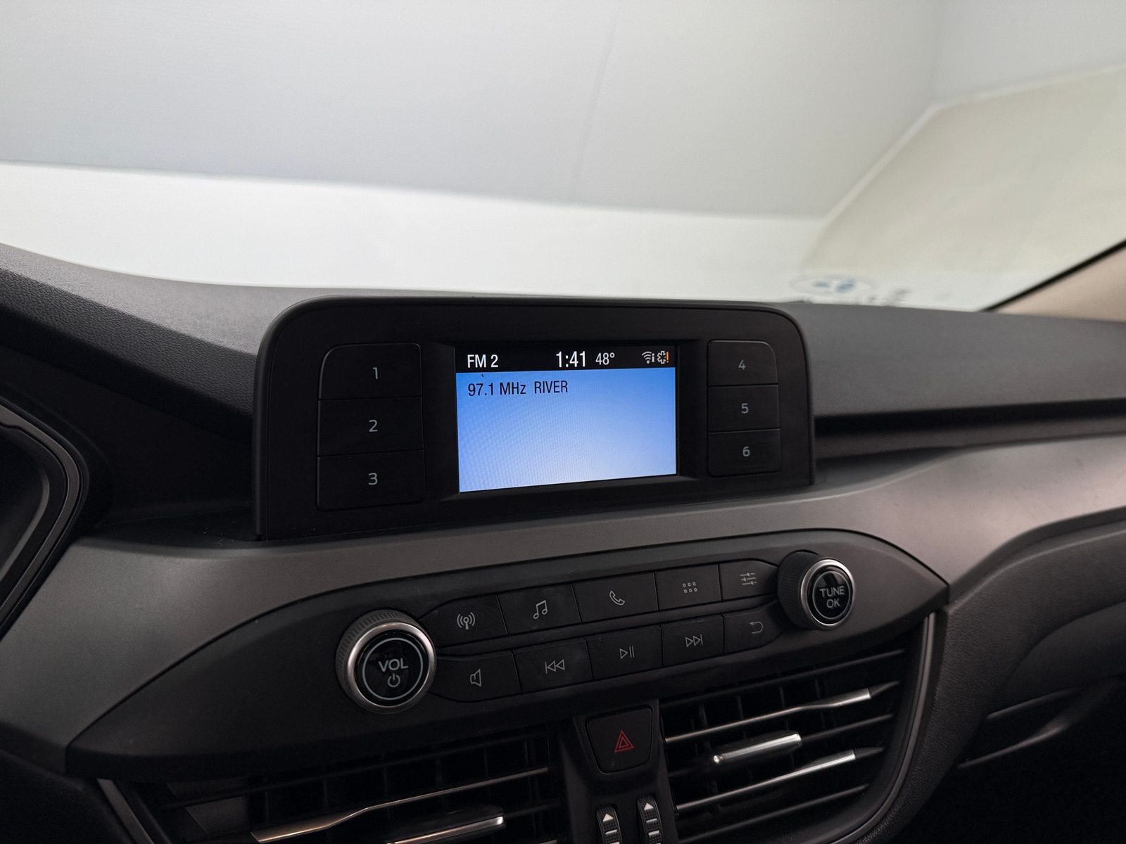 Thumbnail: 2020 Ford Escape - 4