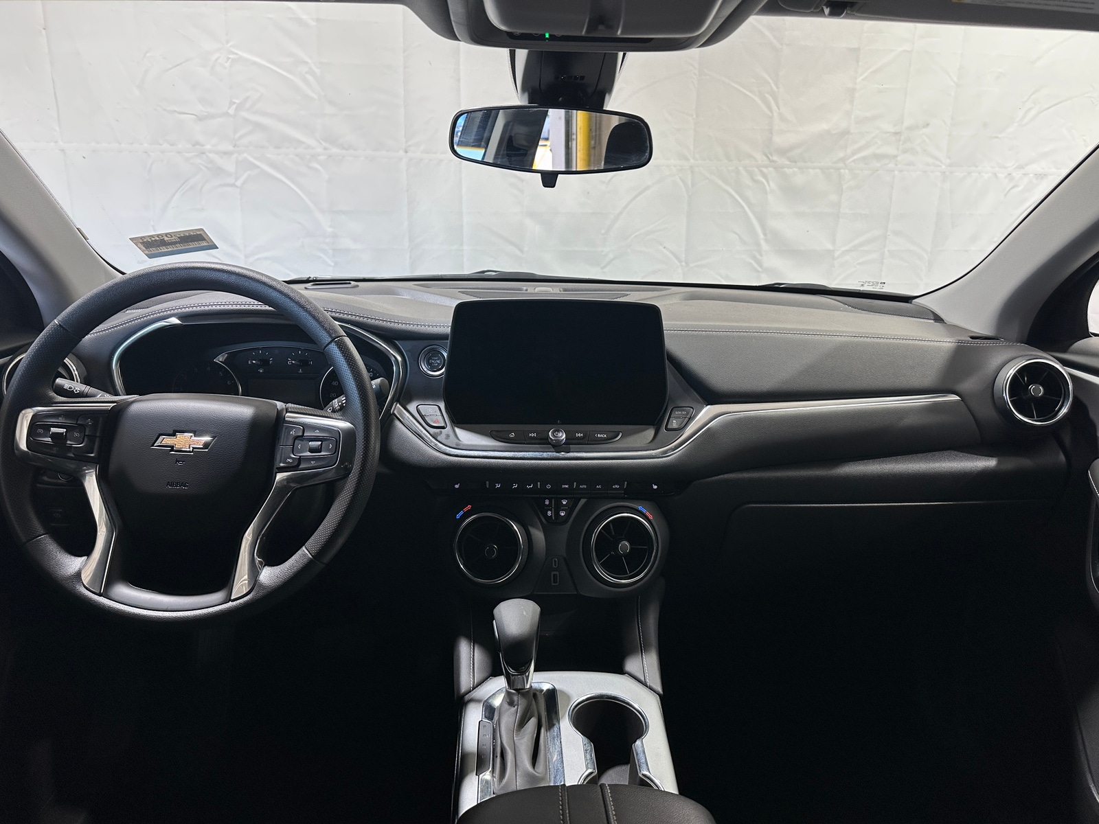 Thumbnail: 2025 Chevrolet Blazer - 3