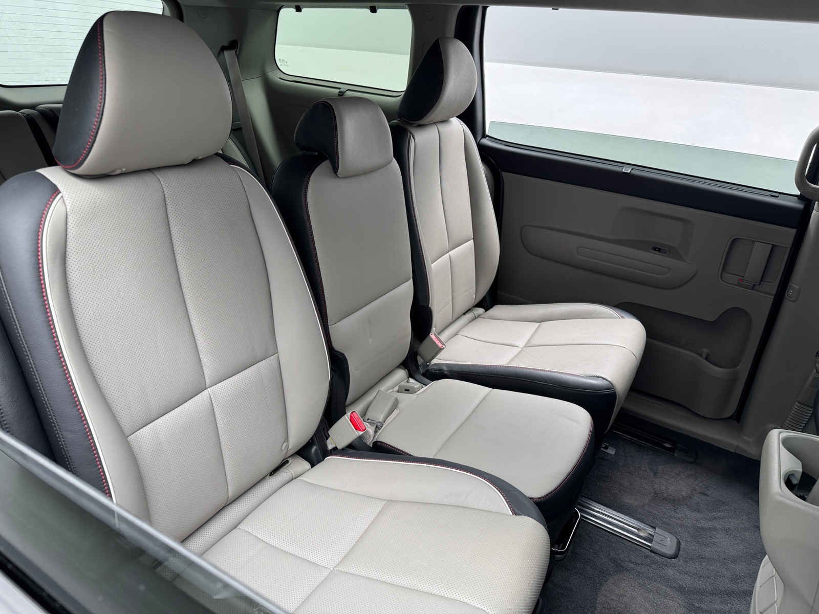 Thumbnail: 2019 Kia Sedona - 5