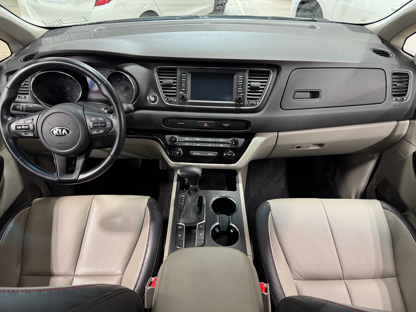 Thumbnail: 2019 Kia Sedona - 2