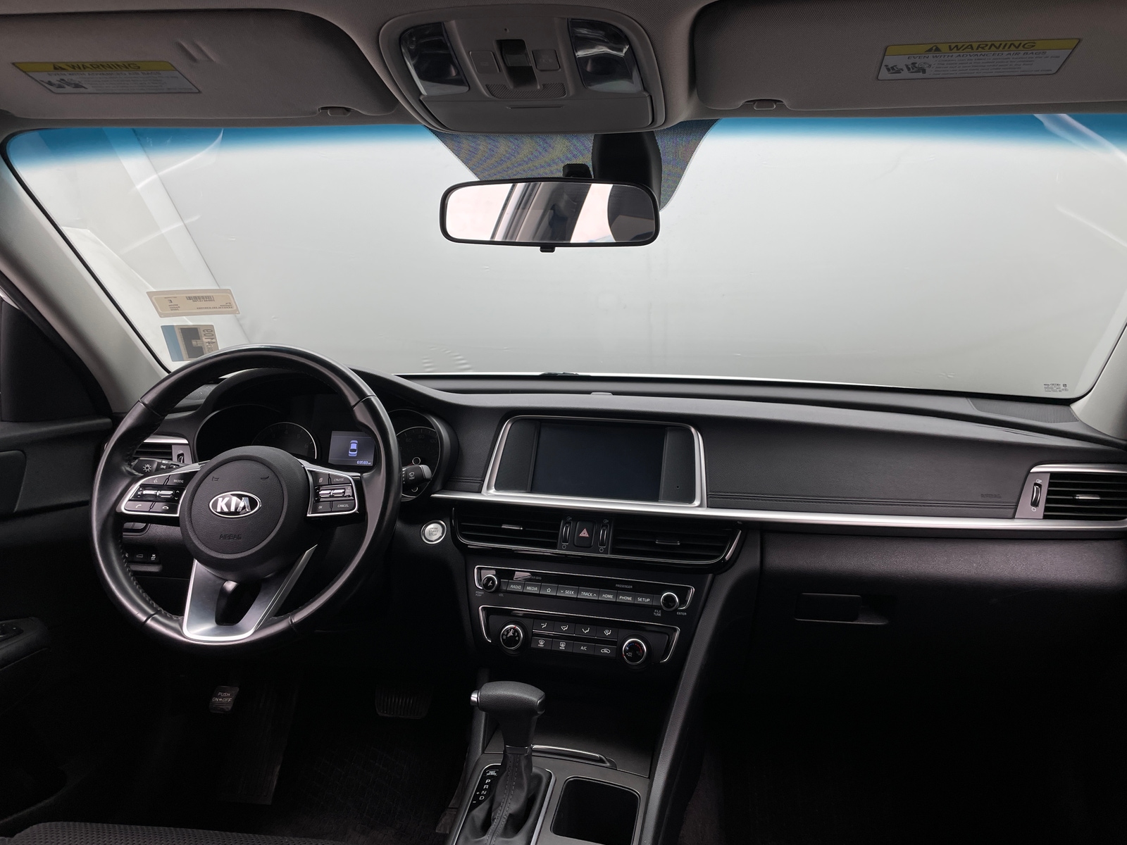 Thumbnail: 2020 Kia Optima - 3