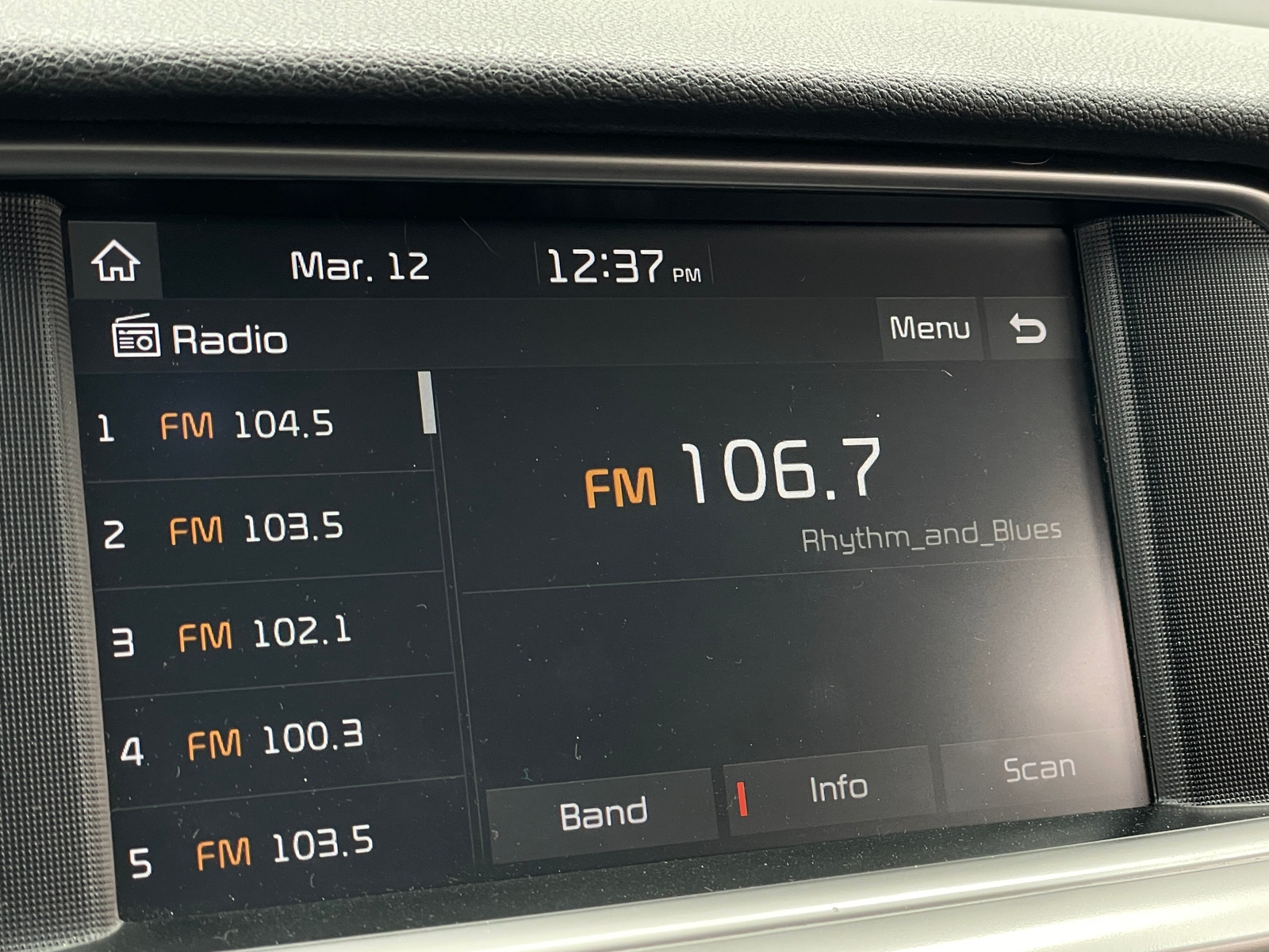 Thumbnail: 2020 Kia Optima - 4