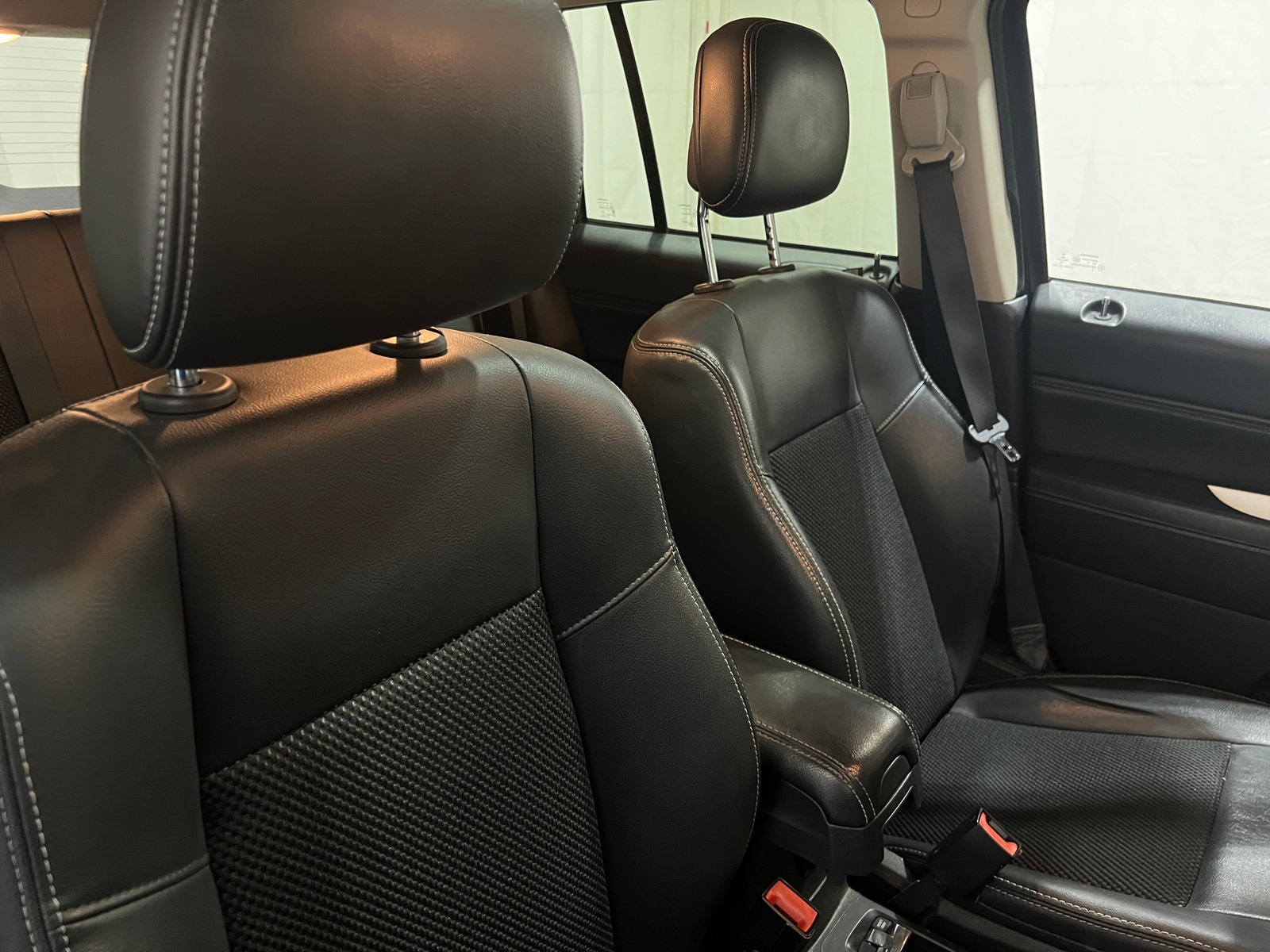 Thumbnail: 2016 Jeep Compass - 2