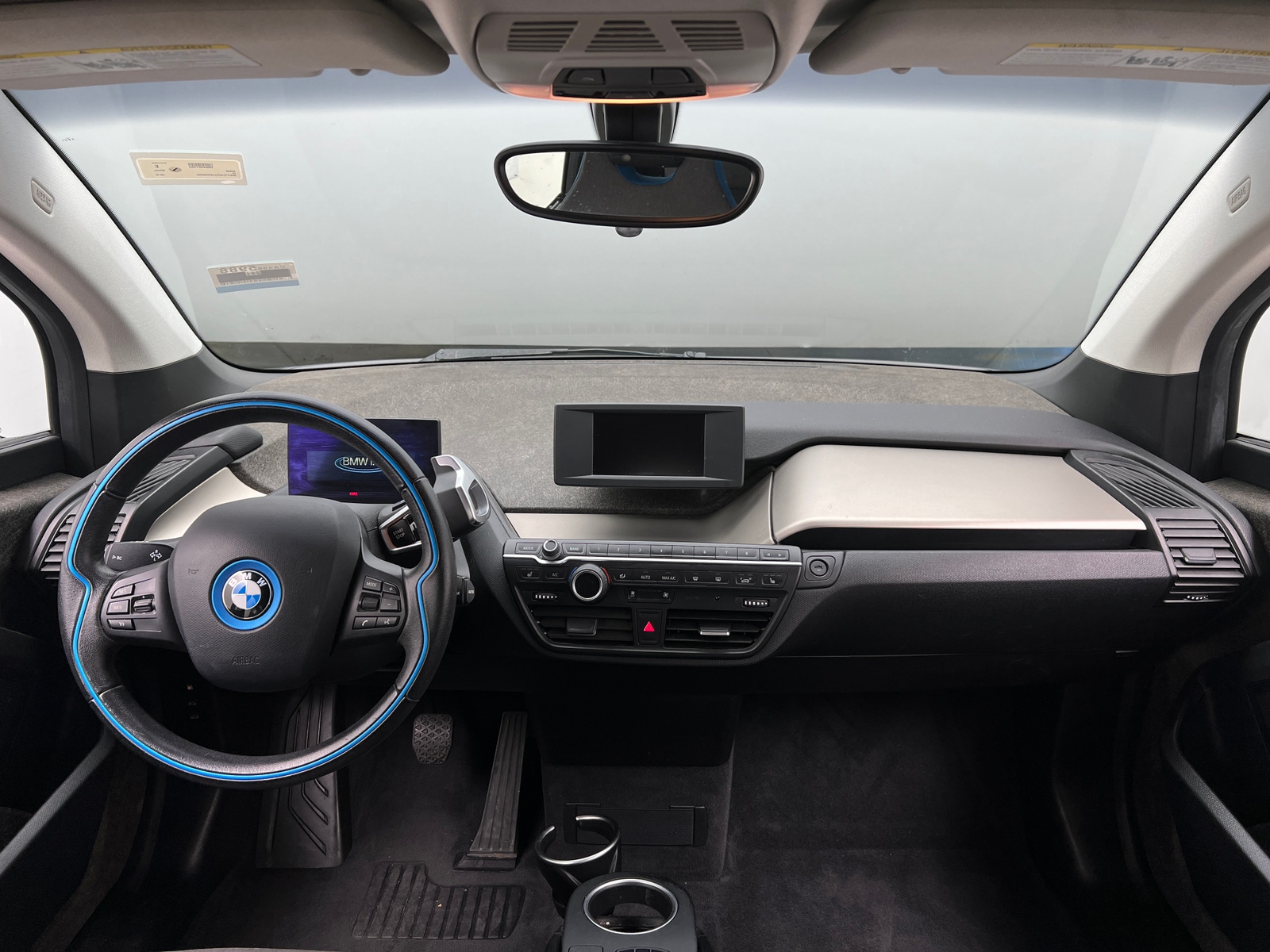 Thumbnail: 2018 BMW i3 - 3
