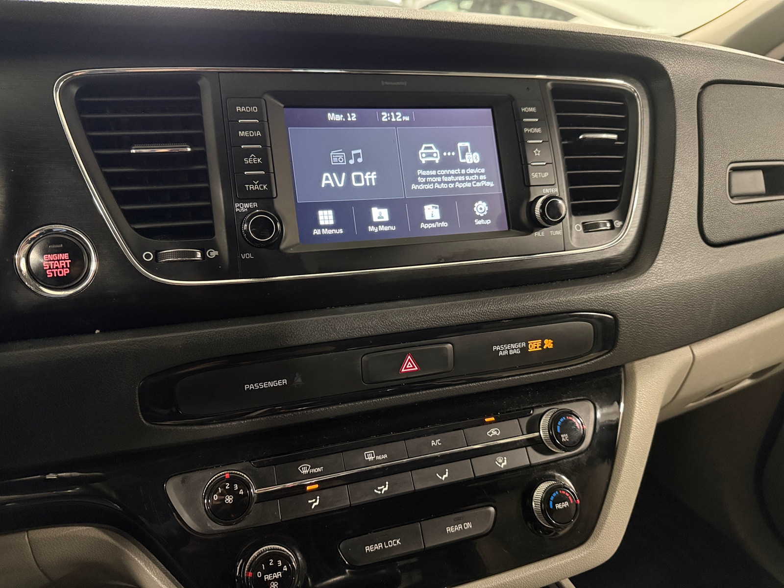 Thumbnail: 2019 Kia Sedona - 3