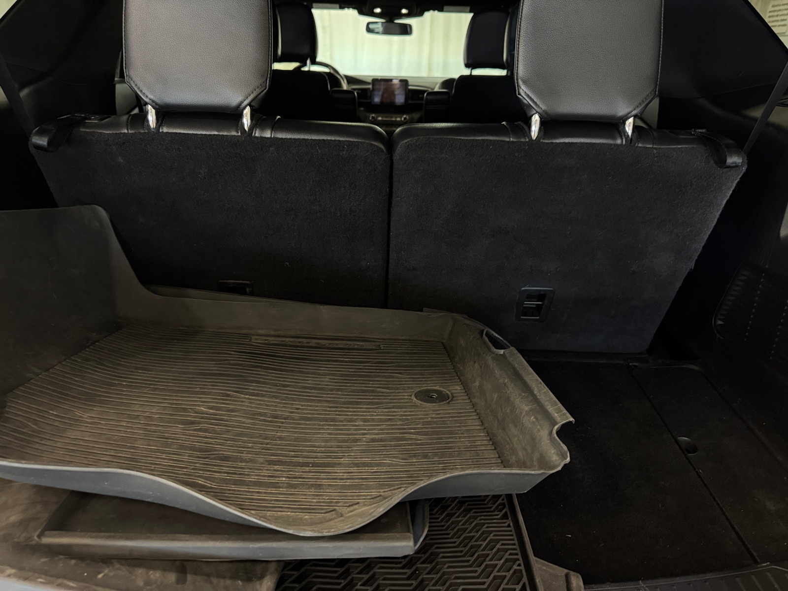 Thumbnail: 2020 Ford Explorer - 6