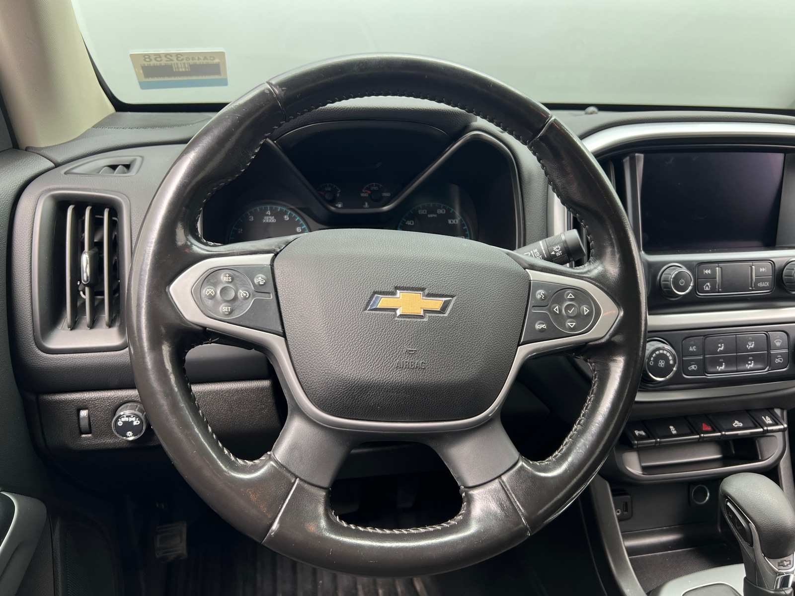 Thumbnail: 2022 Chevrolet Colorado - 5