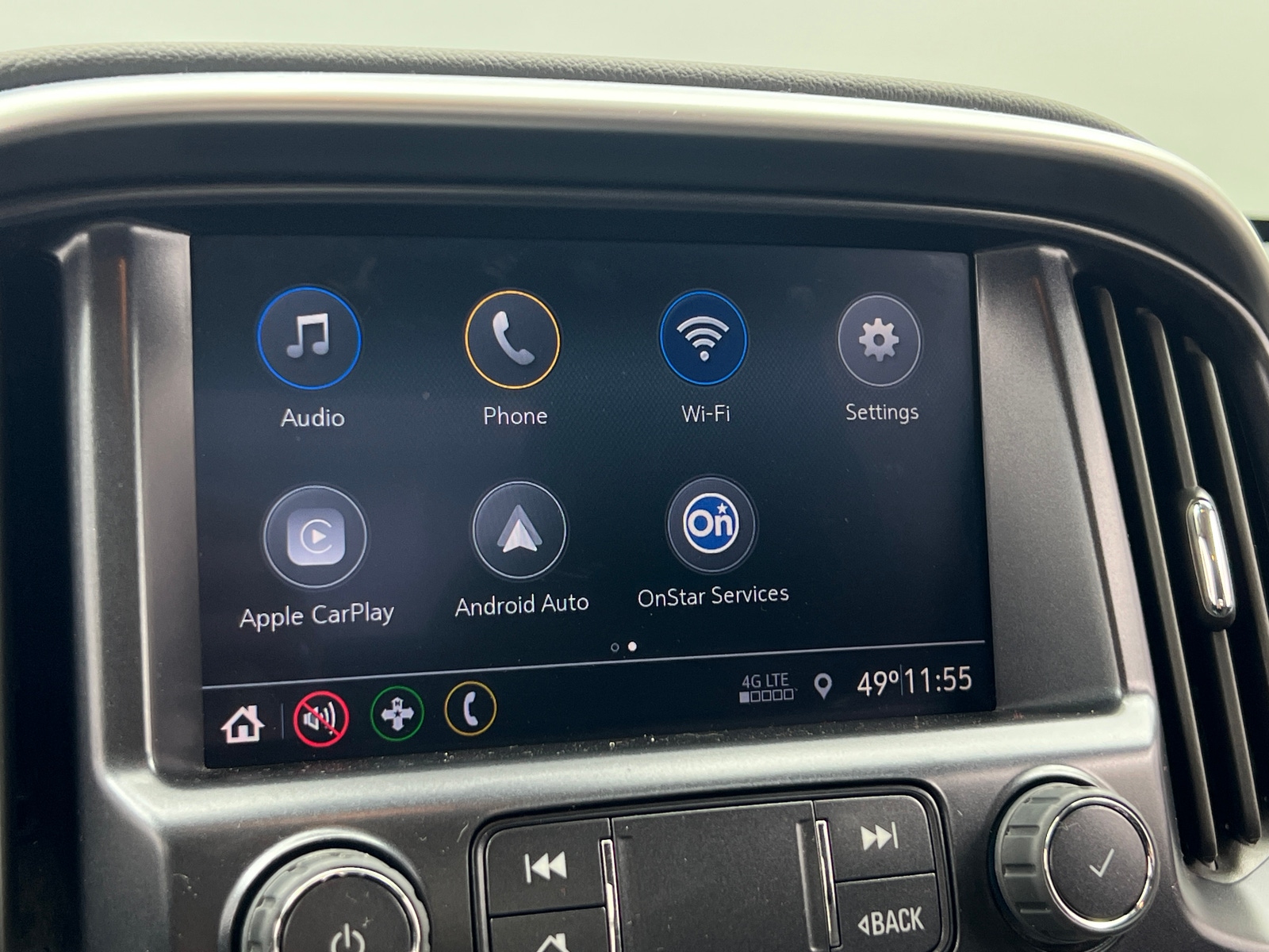 Thumbnail: 2022 Chevrolet Colorado - 4