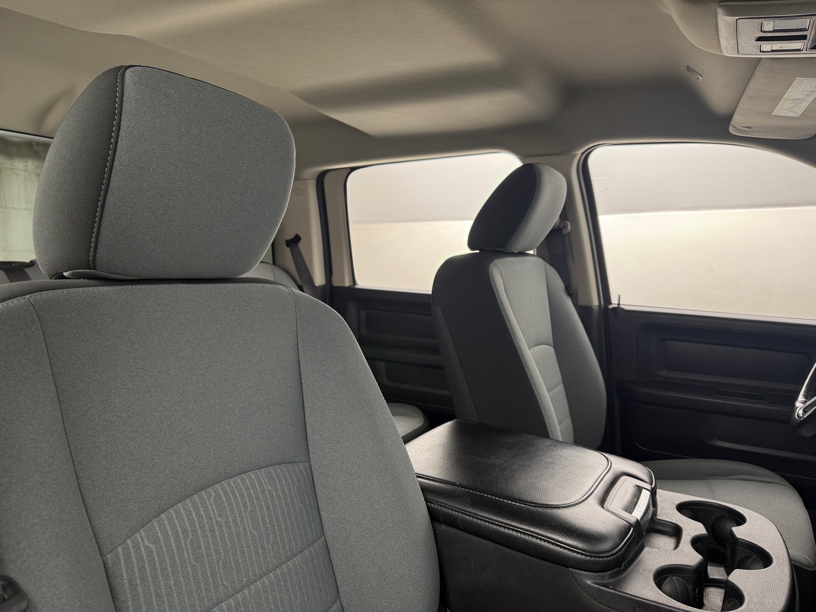 Thumbnail: 2021 RAM 1500 Classic - 2