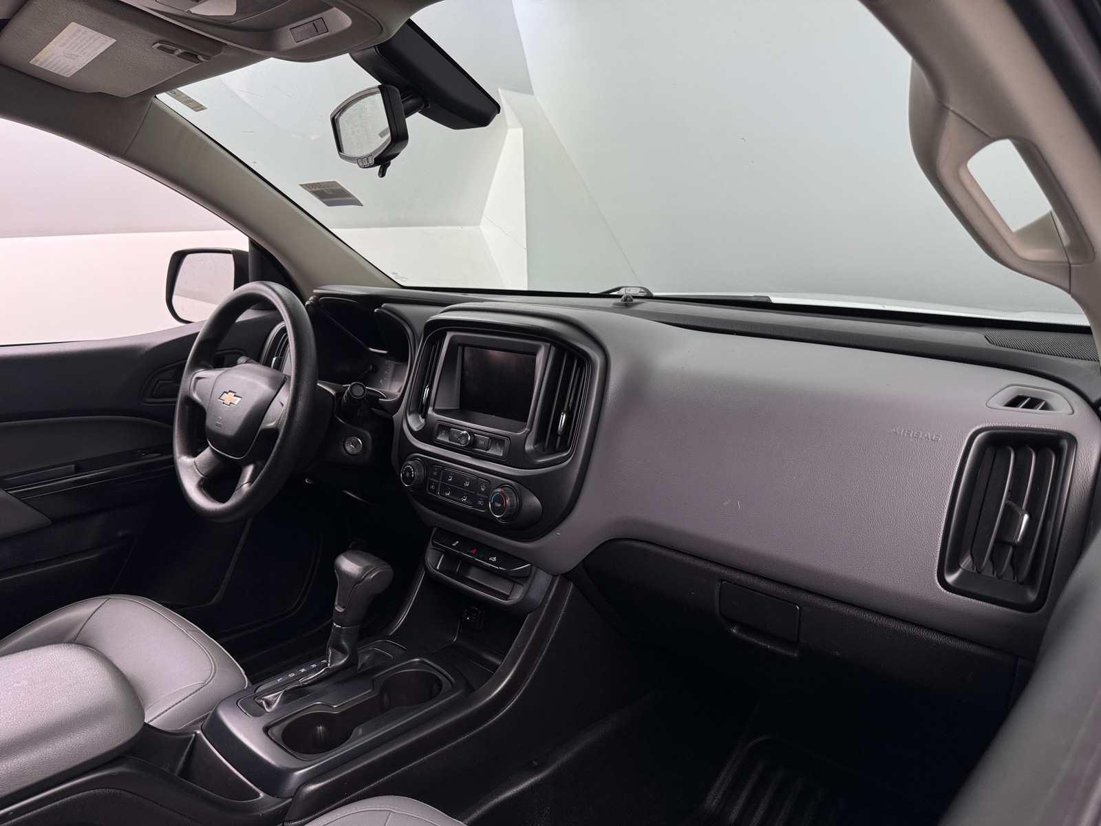 Thumbnail: 2020 Chevrolet Colorado - 3