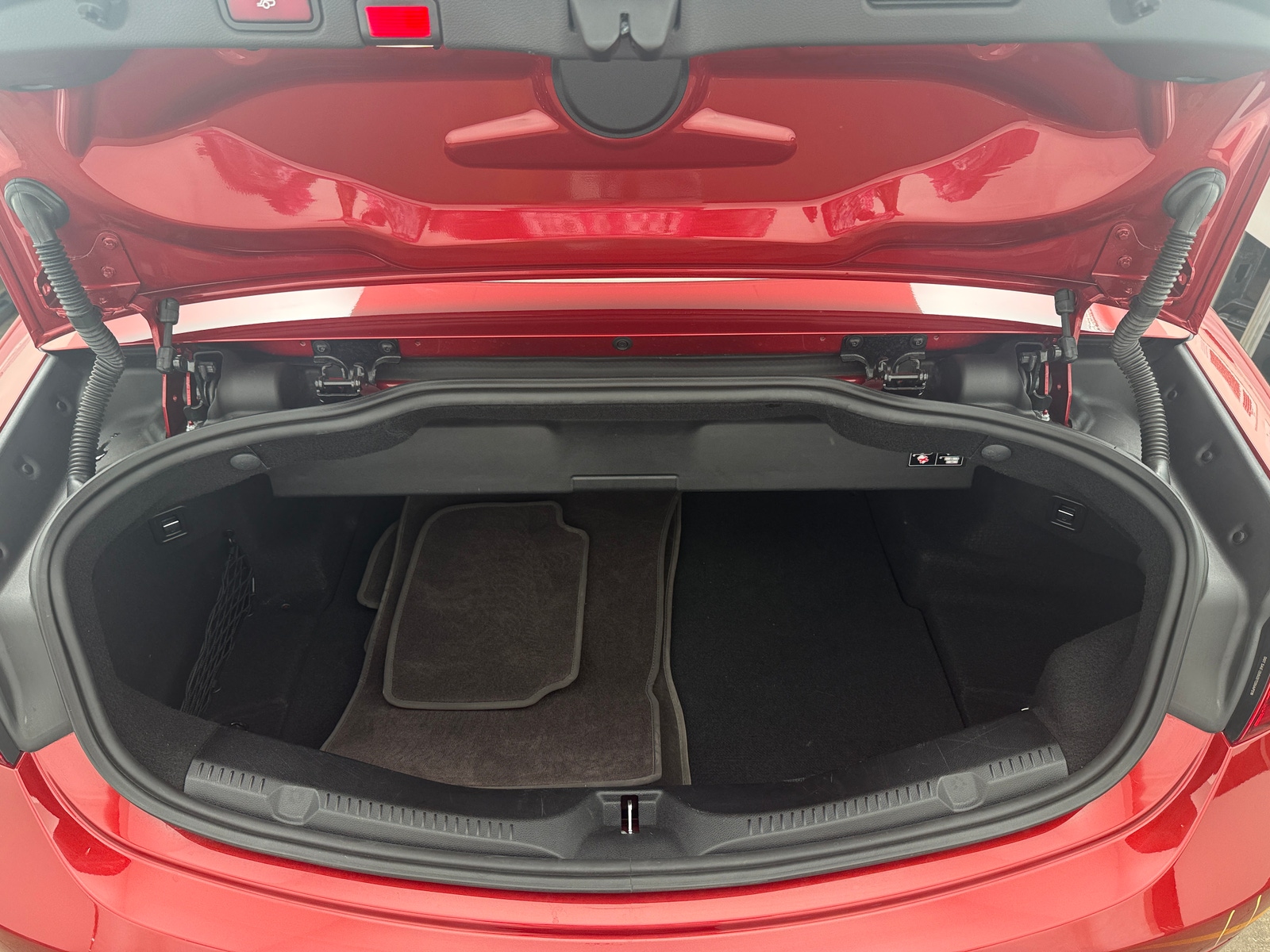 Thumbnail: 2018 Mercedes-Benz E-Class - 6