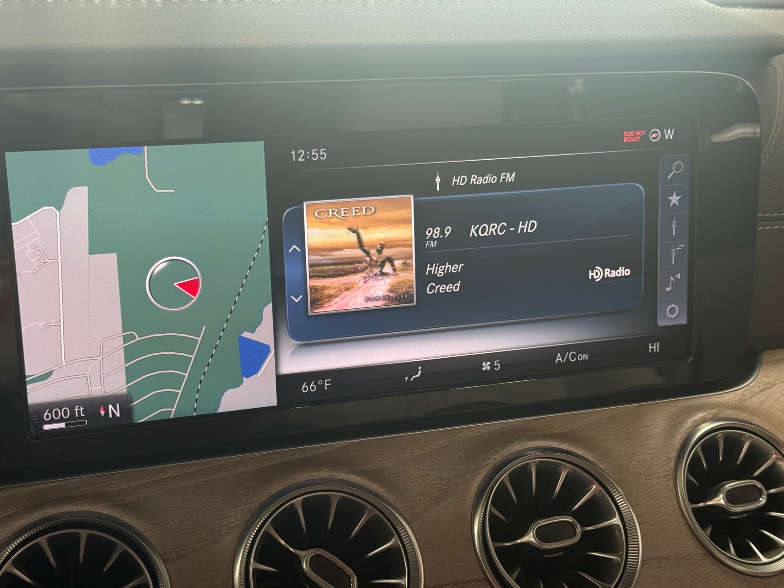 Thumbnail: 2018 Mercedes-Benz E-Class - 3