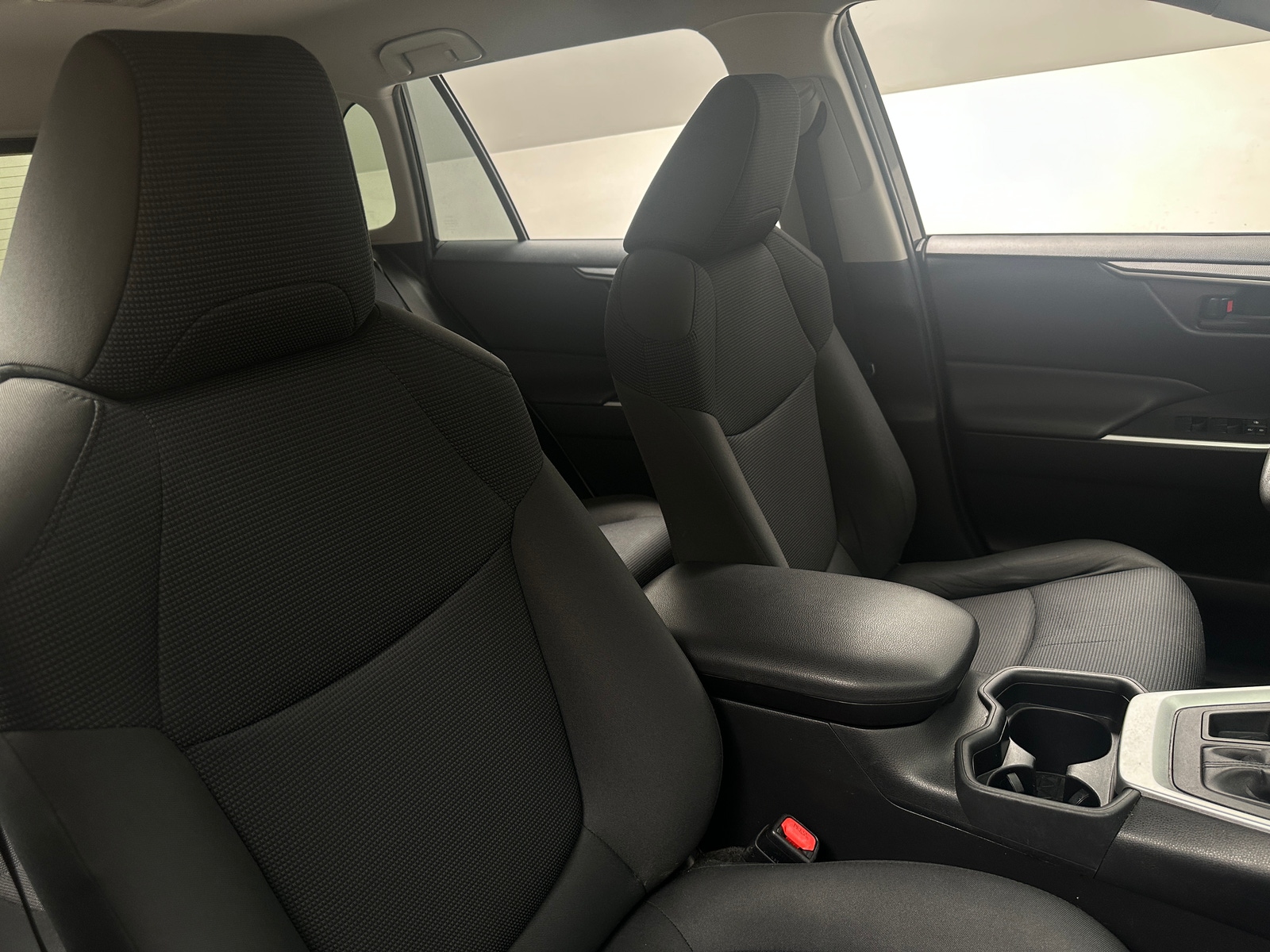 Thumbnail: 2019 Toyota RAV4 - 2