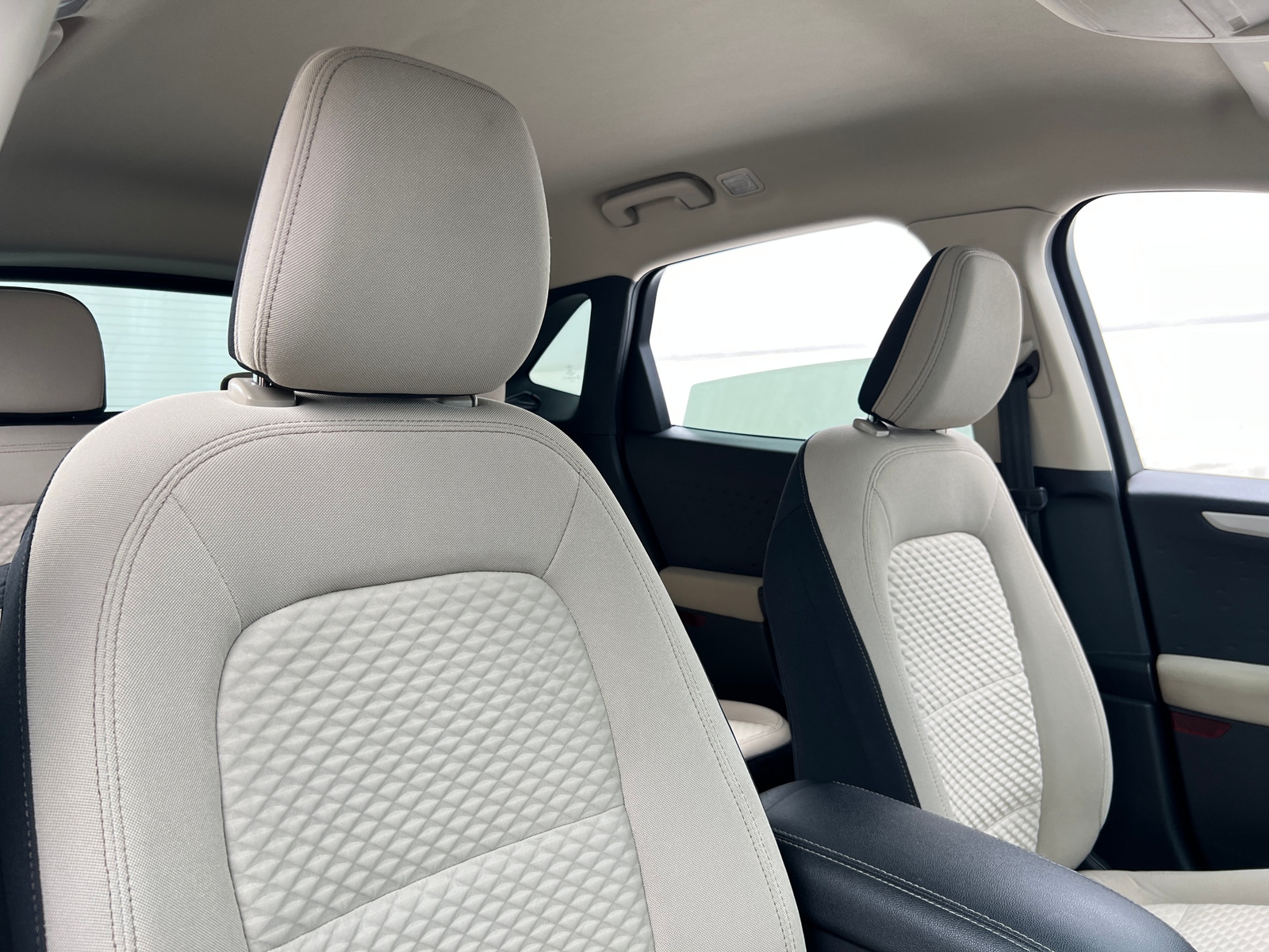 Thumbnail: 2020 Ford Escape - 2