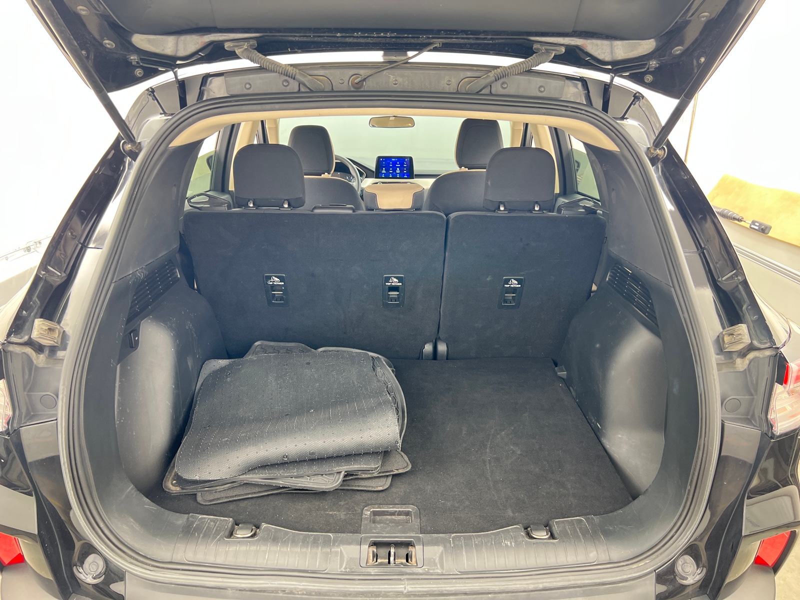 Thumbnail: 2020 Ford Escape - 7