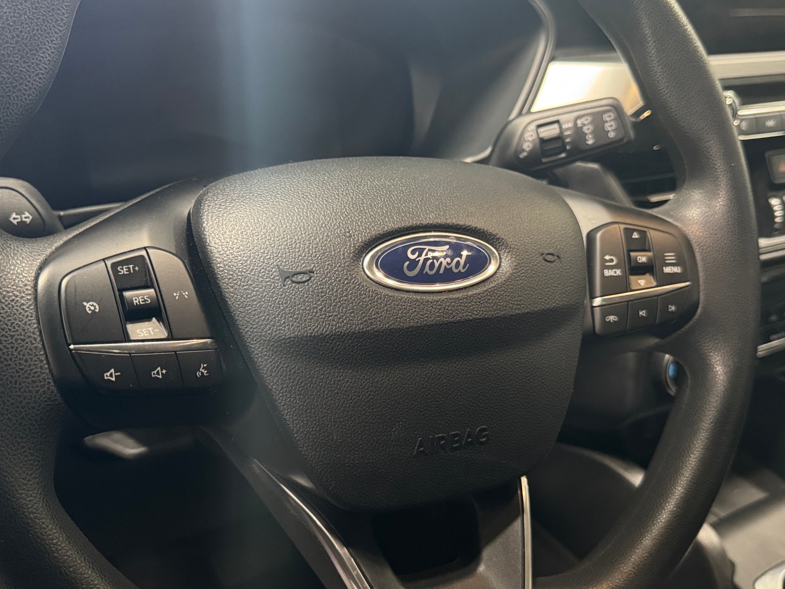 Thumbnail: 2025 Ford Escape - 5