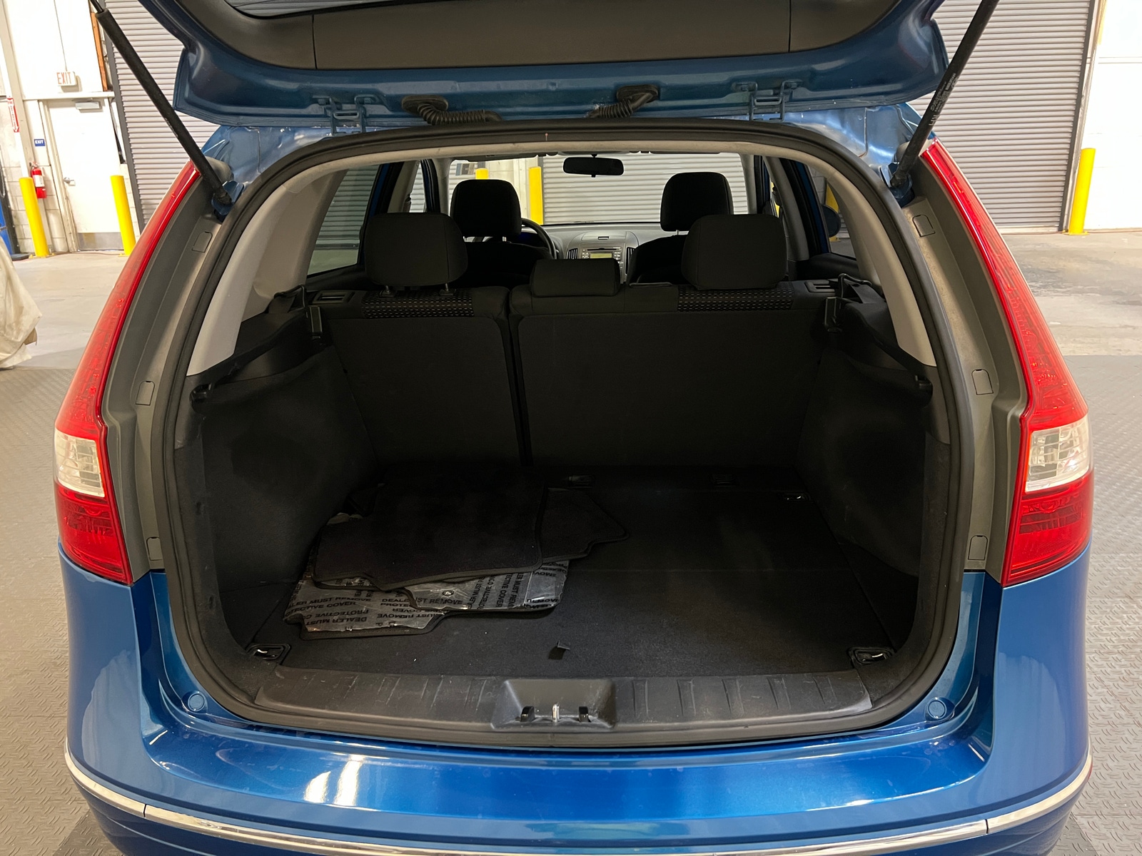 Thumbnail: 2011 Hyundai Elantra - 7