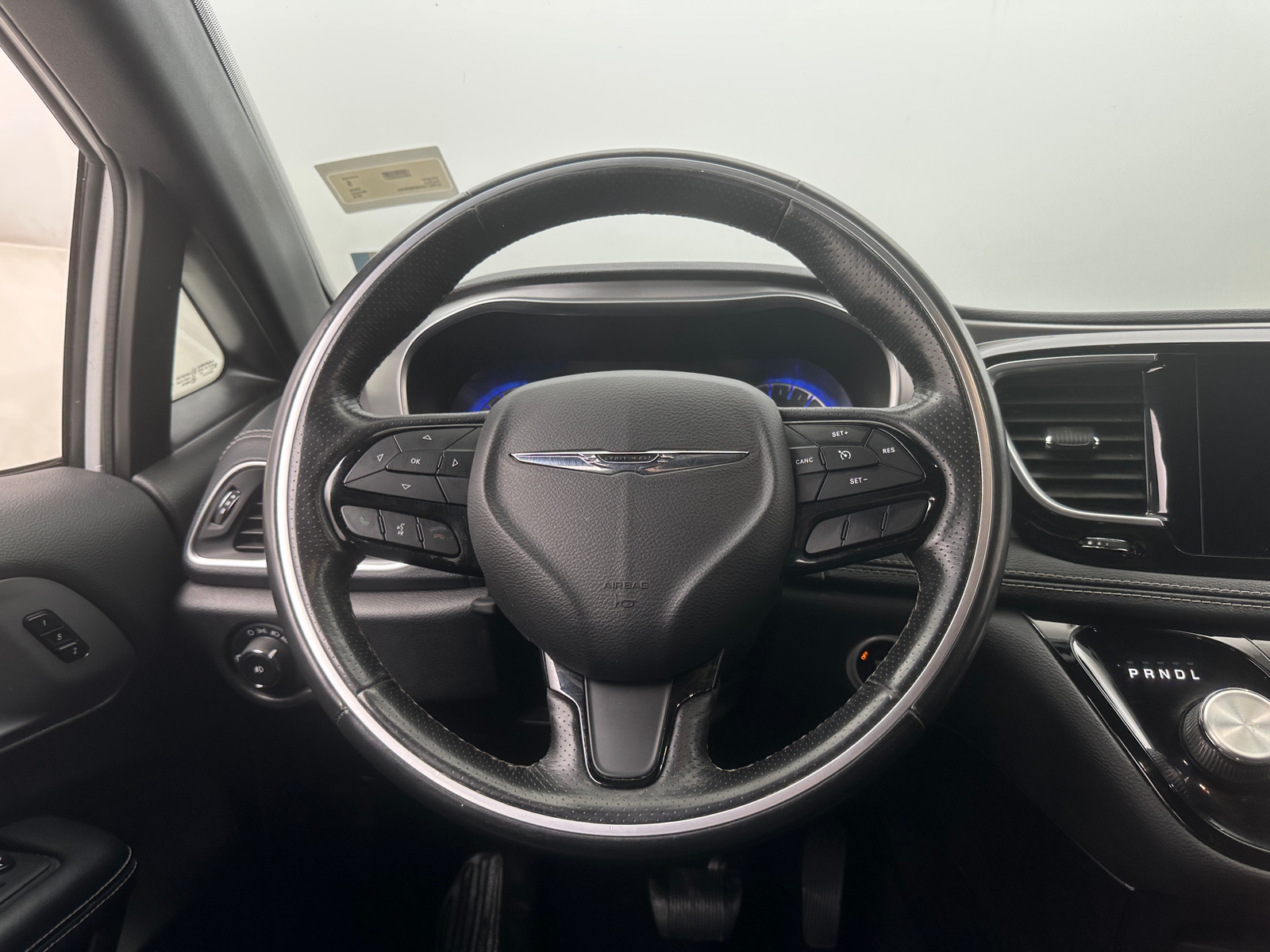 Thumbnail: 2019 Chrysler Pacifica - 4