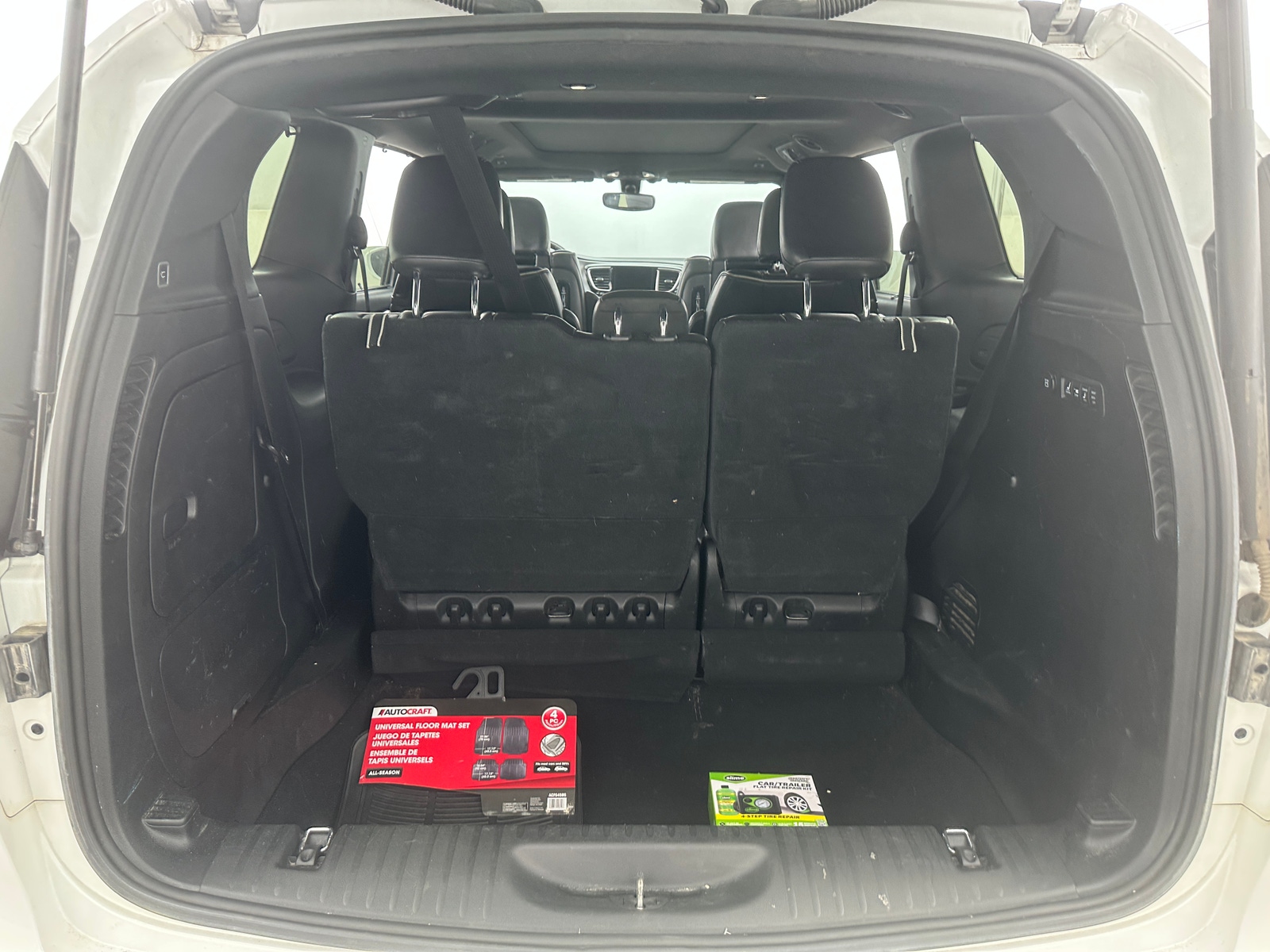Thumbnail: 2019 Chrysler Pacifica - 6
