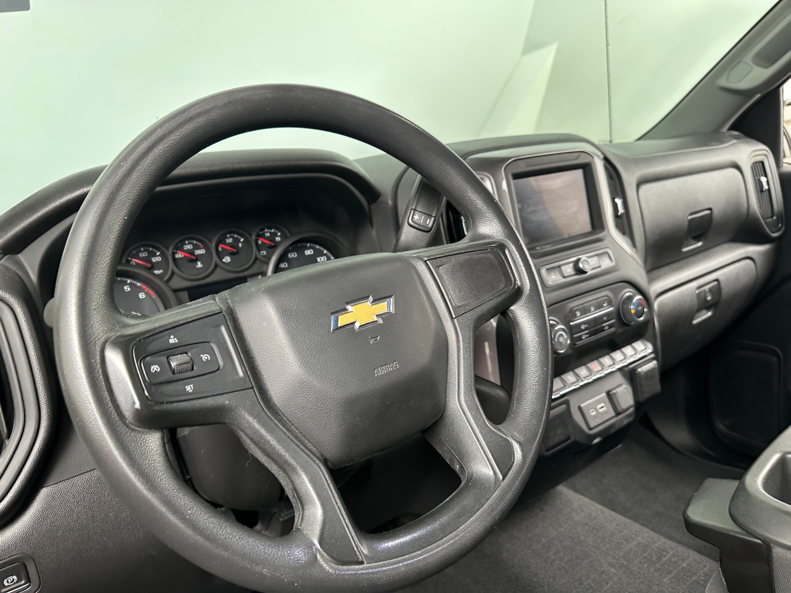 Thumbnail: 2022 Chevrolet Silverado 1500 - 5