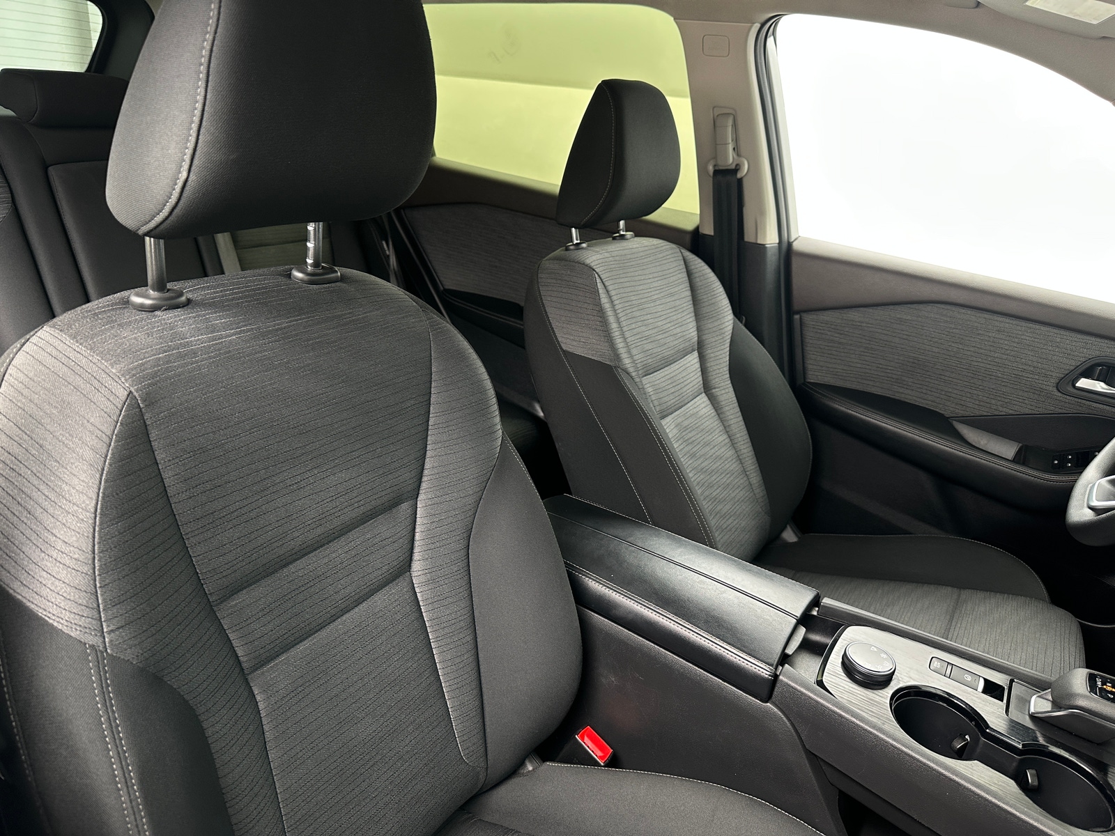 Thumbnail: 2023 Nissan Rogue - 2