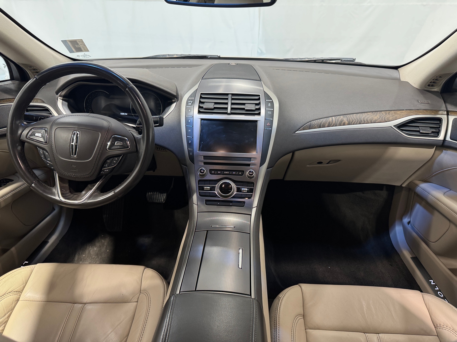 Thumbnail: 2017 Lincoln MKZ - 2