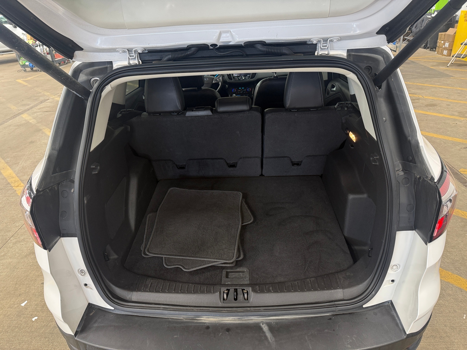 Thumbnail: 2017 Ford Escape - 6