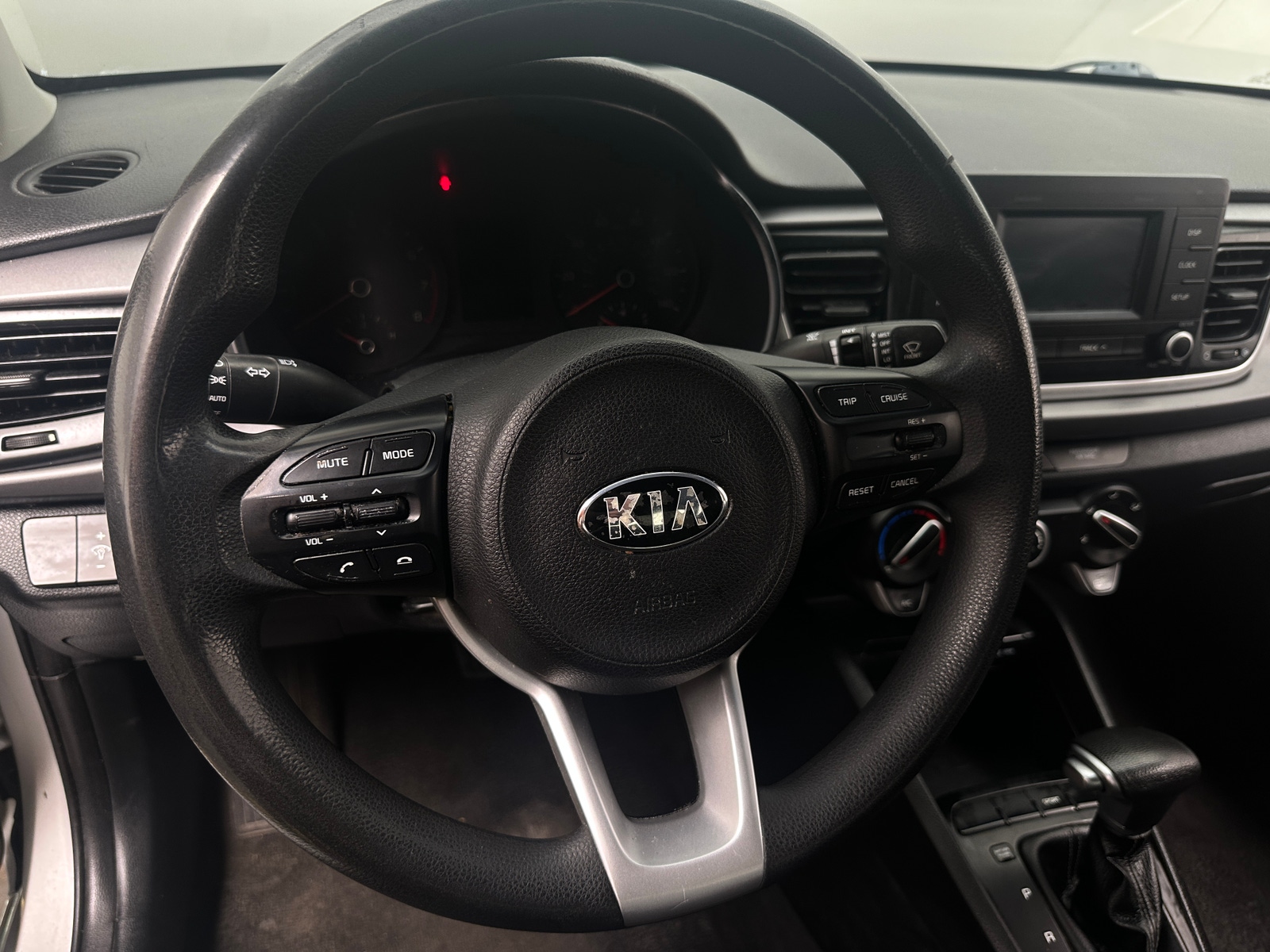 Thumbnail: 2018 Kia Rio - 5