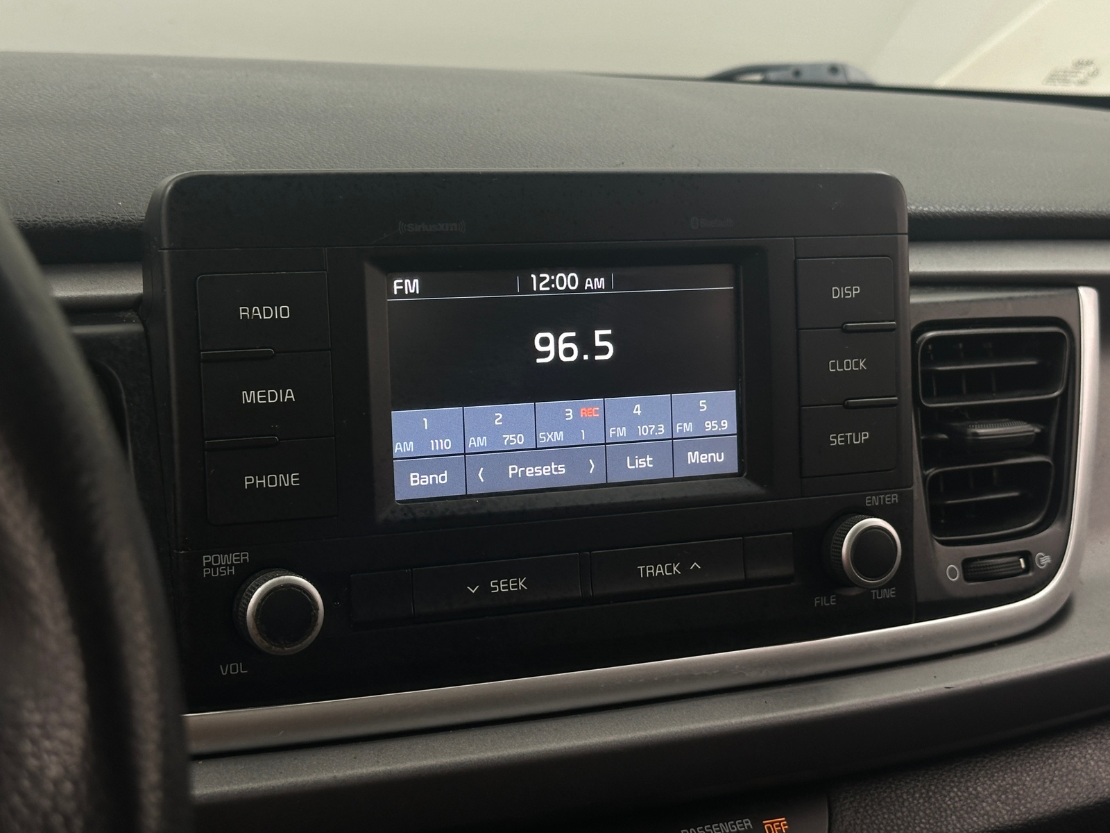 Thumbnail: 2018 Kia Rio - 4