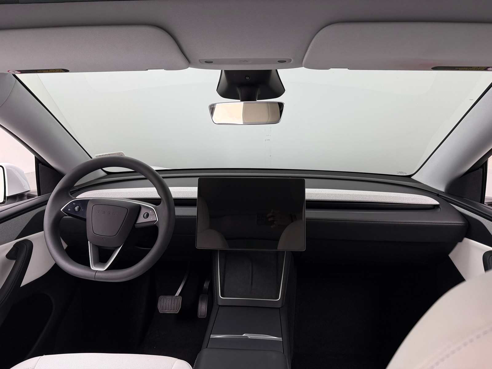 Thumbnail: 2026 Tesla Model Y - 2