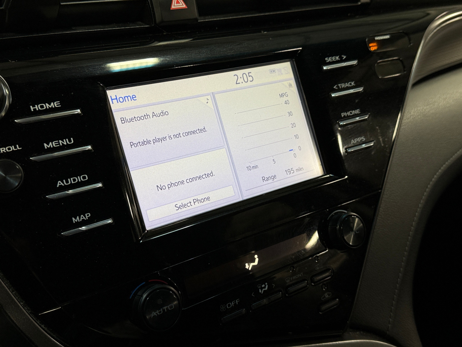 Thumbnail: 2019 Toyota Camry - 3