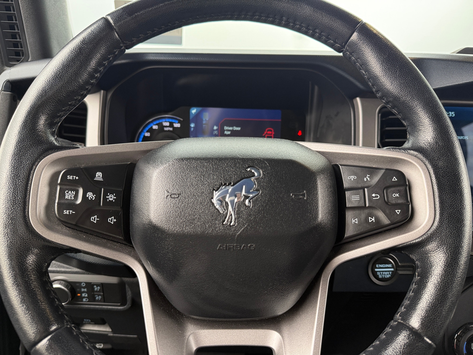 Thumbnail: 2021 Ford Bronco - 4